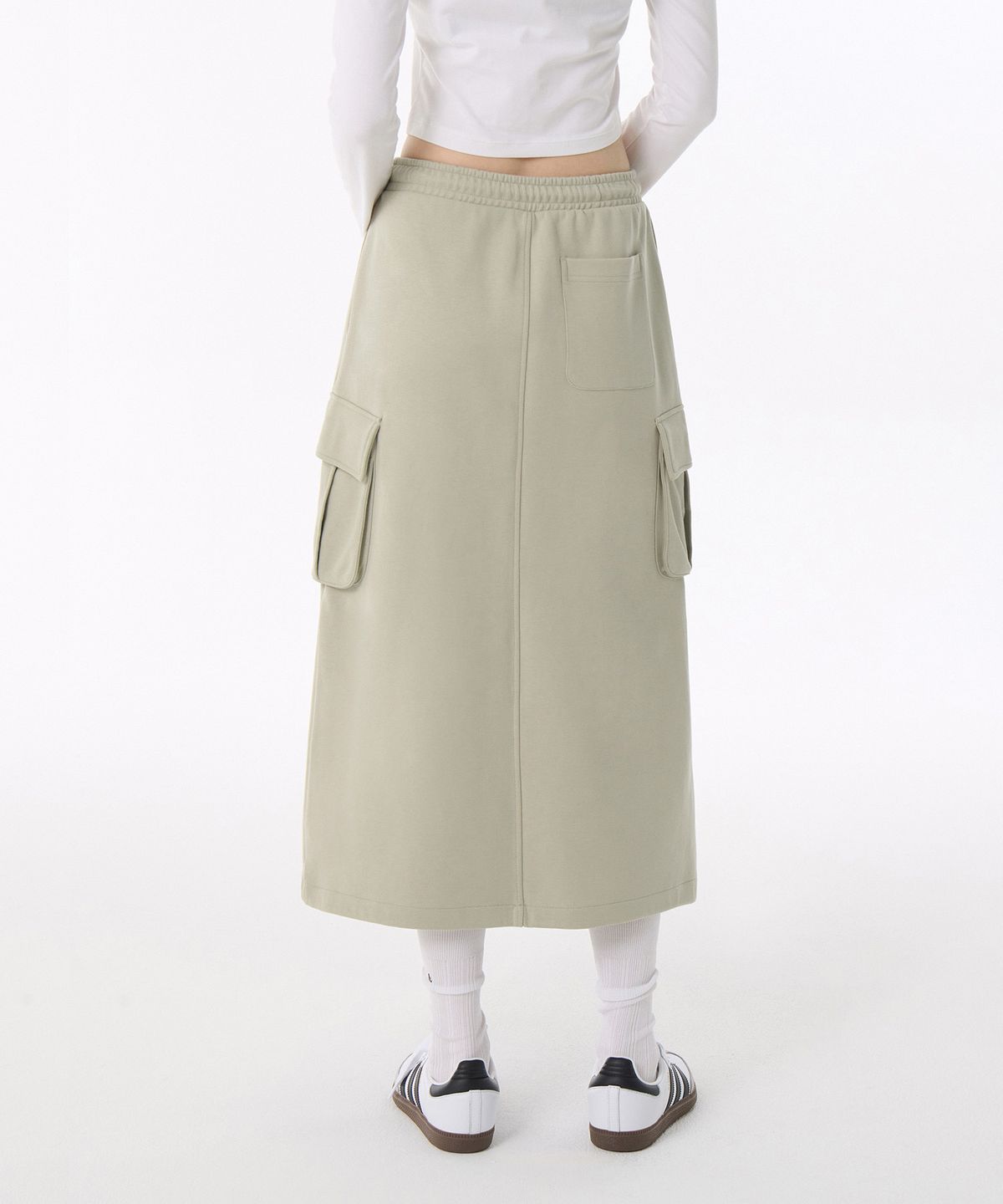 무신사 스탠다드 우먼(MUSINSA STANDARD WOMAN) 우먼즈 플랫 테리 스웨트 카고 롱 스커트 [라이트 베이지]