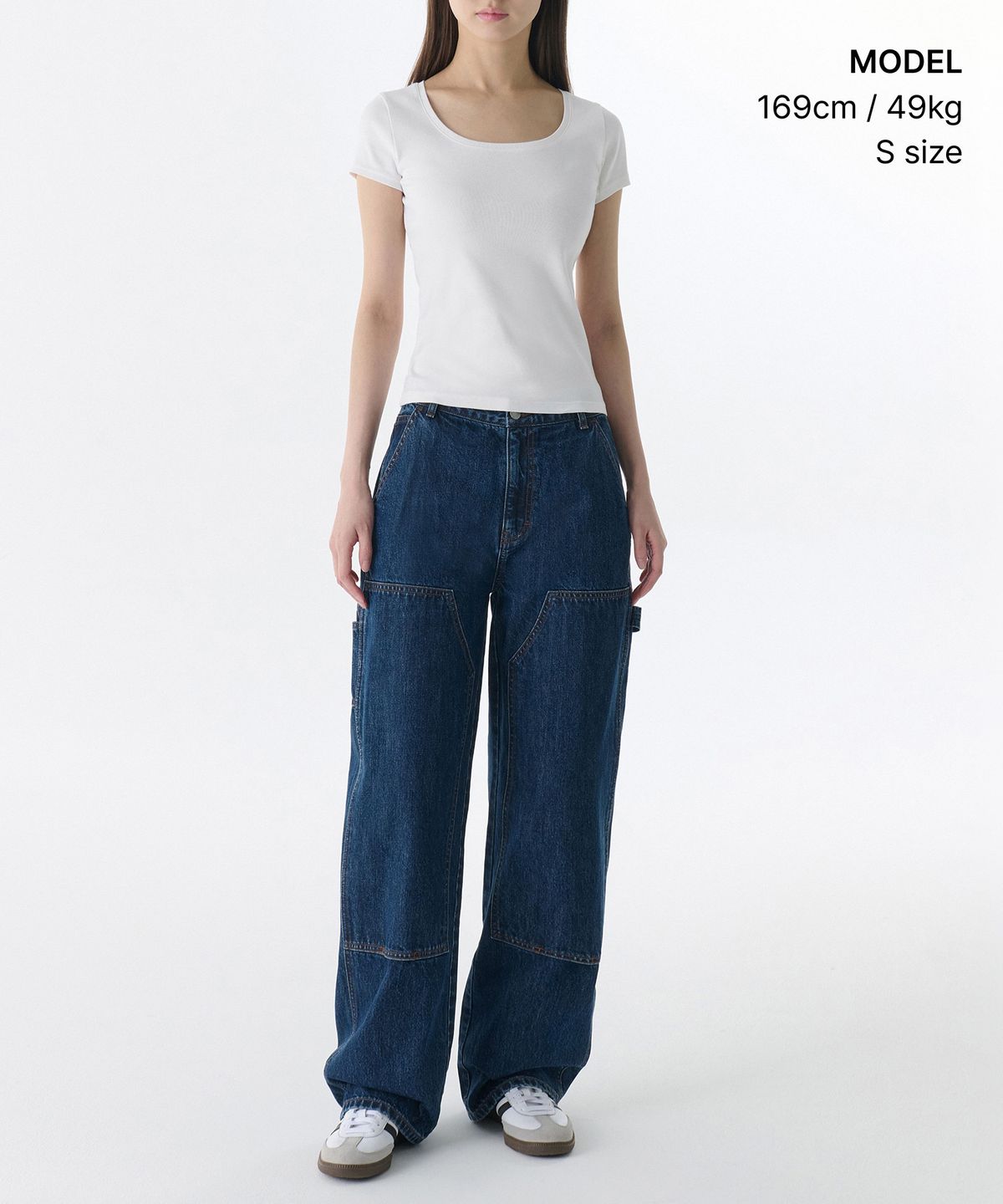 무신사 스탠다드 우먼(MUSINSA STANDARD WOMAN) 우먼즈 슬림 스쿱 넥 티셔츠 [화이트]