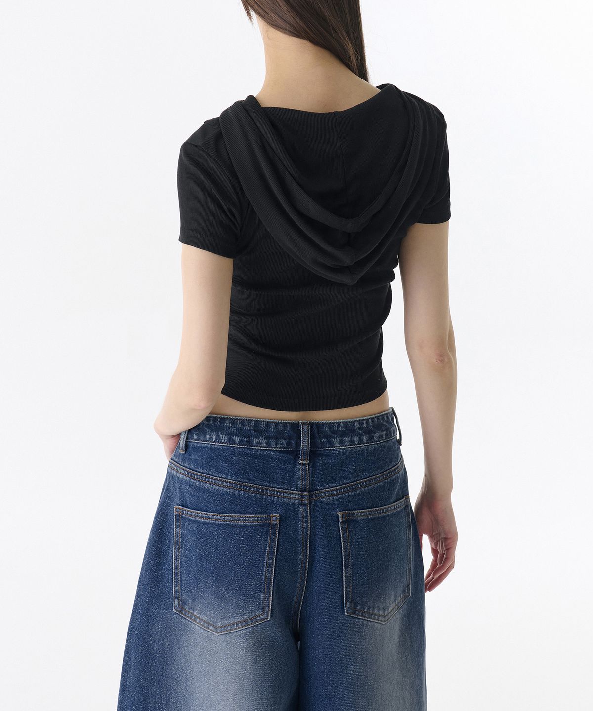 무신사 스탠다드 우먼(MUSINSA STANDARD WOMAN) 우먼즈 리브드 슬림 후디드 티셔츠 [블랙]