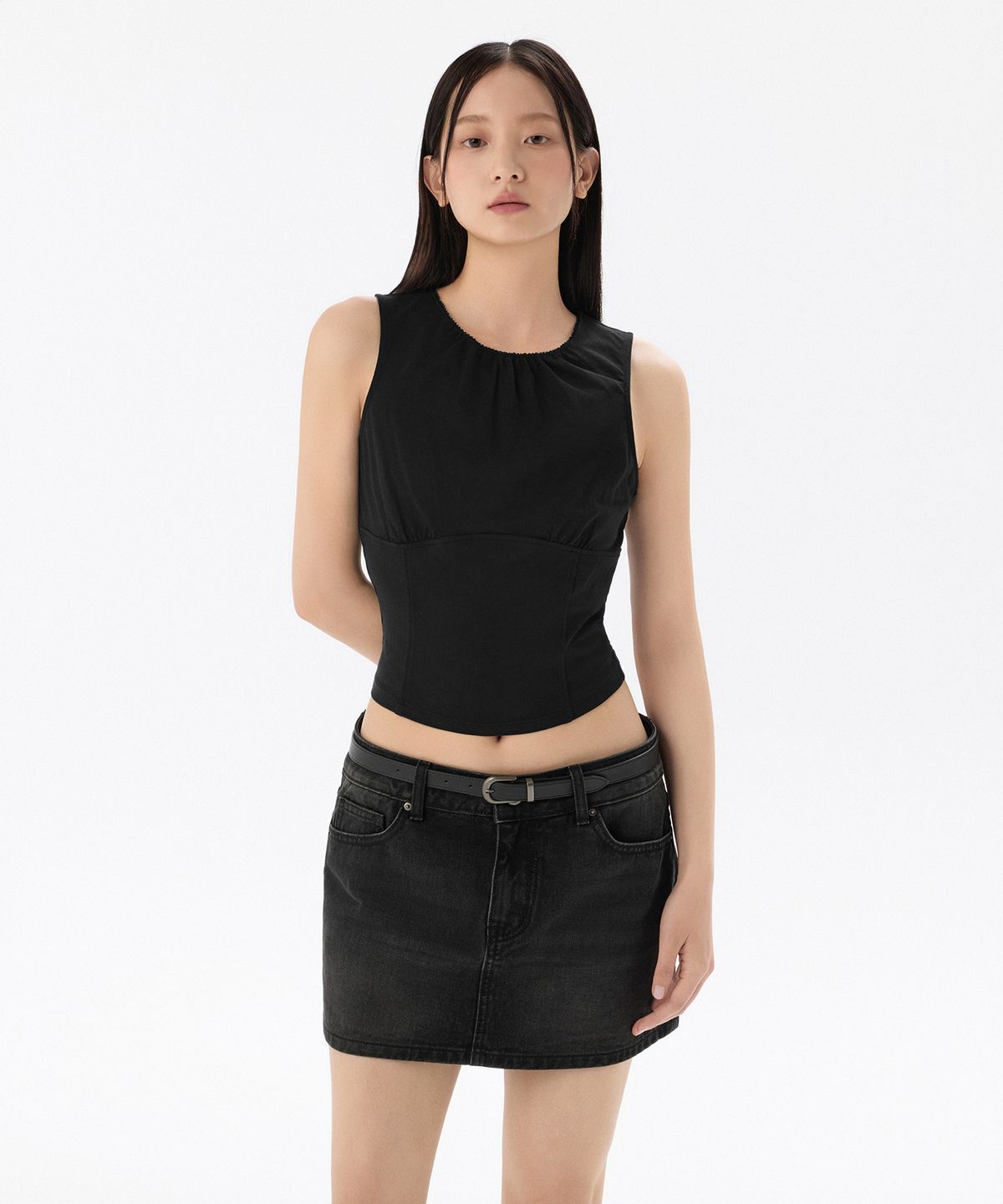 무신사 스탠다드 우먼(MUSINSA STANDARD WOMAN) 우먼즈 셔링 뷔스티에 탱크 탑 [블랙]