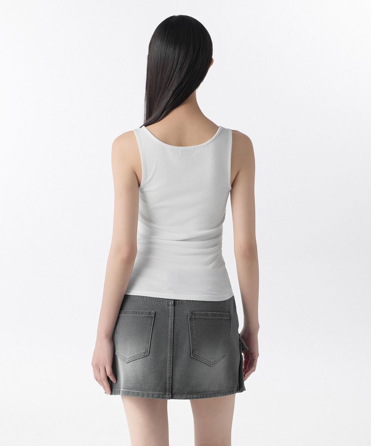 무신사 스탠다드 우먼(MUSINSA STANDARD WOMAN) 우먼즈 소프트 저지 헨리 탱크 탑 [화이트]