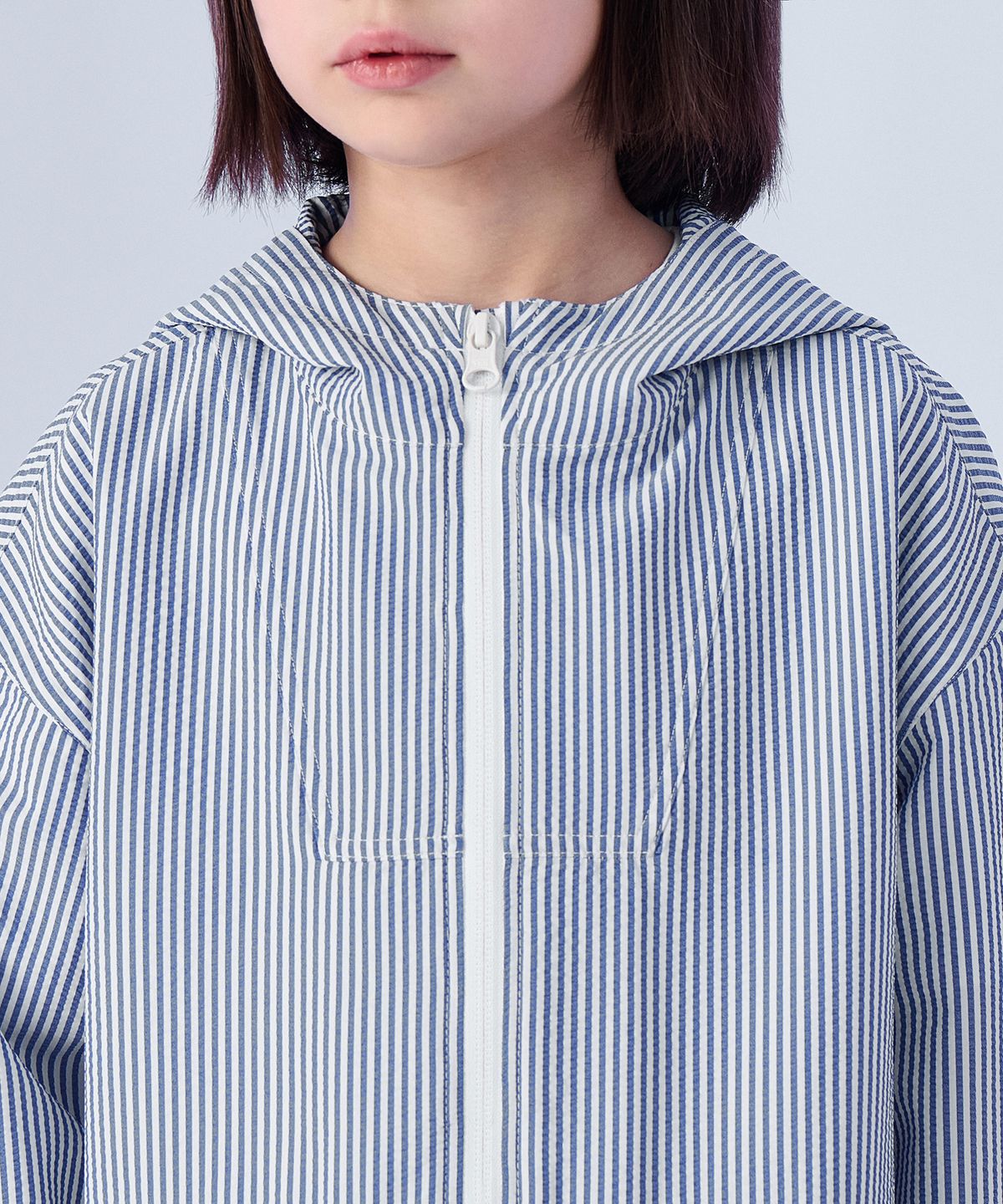 무신사 스탠다드 키즈(MUSINSA STANDARD KIDS) 스트라이프 시어서커 윈드브레이커 재킷 [네이비 스트라이프]