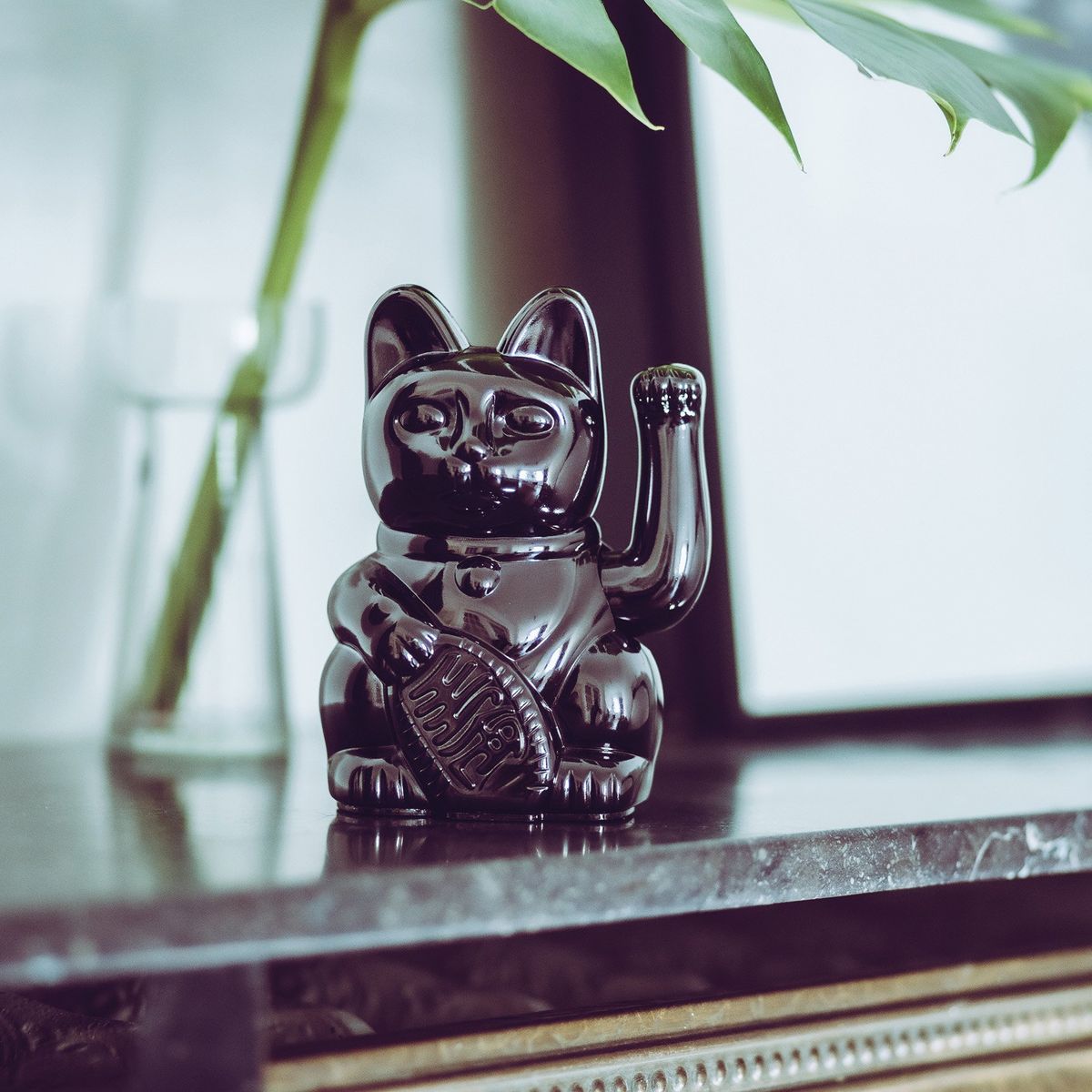 동키프로덕트(DONKEY PRODUCTS) 럭키캣 글로시 블랙 15cm