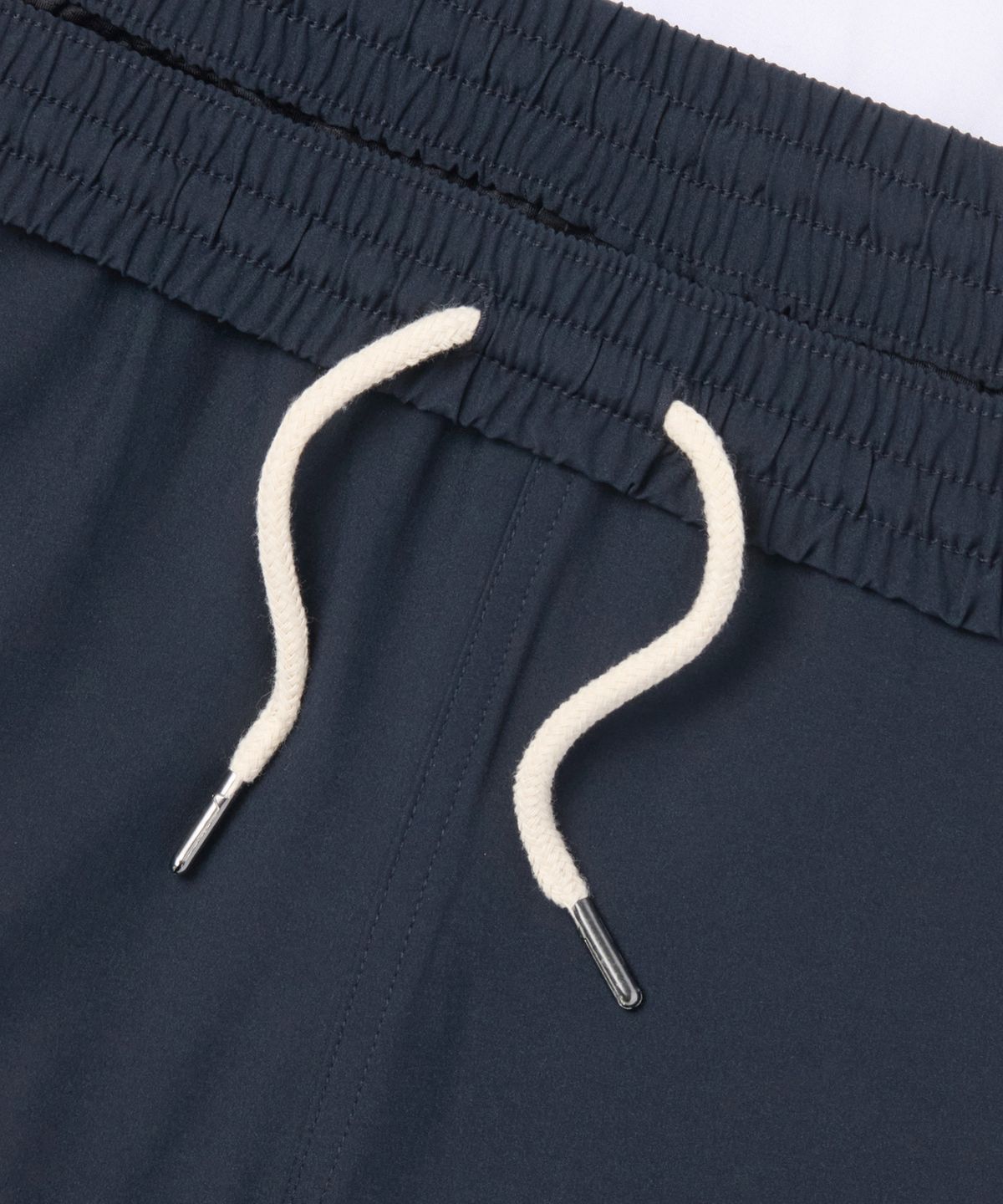 무신사 스탠다드(MUSINSA STANDARD) 에센셜 스윔 쇼츠 [네이비]
