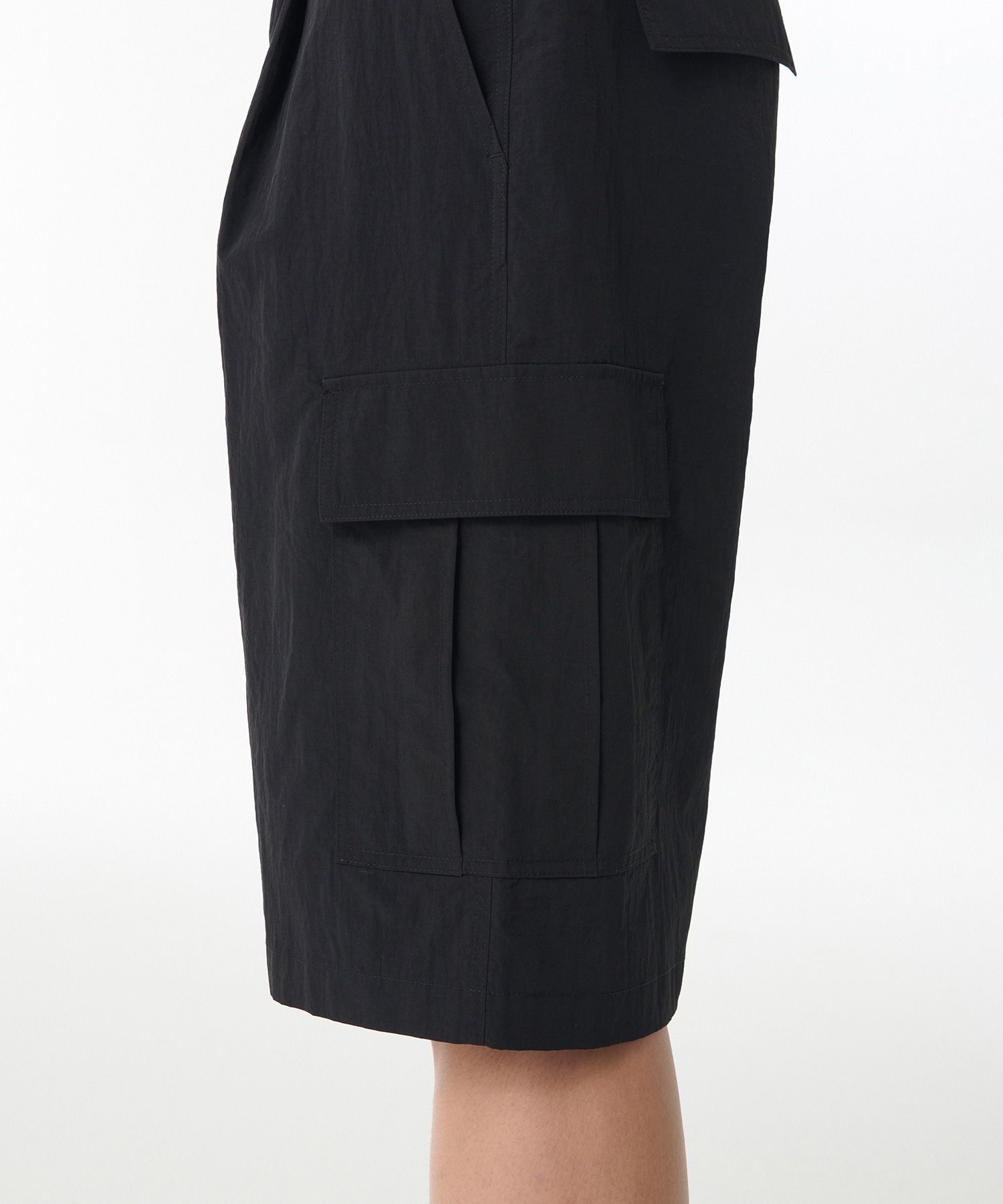 ★MUSINSA STANDARD★ Nylon Cargo Banding Bermuda Pants Black MUSINSA | MUSINSA STANDARD Nylon Cargo Banding Bermuda Pants