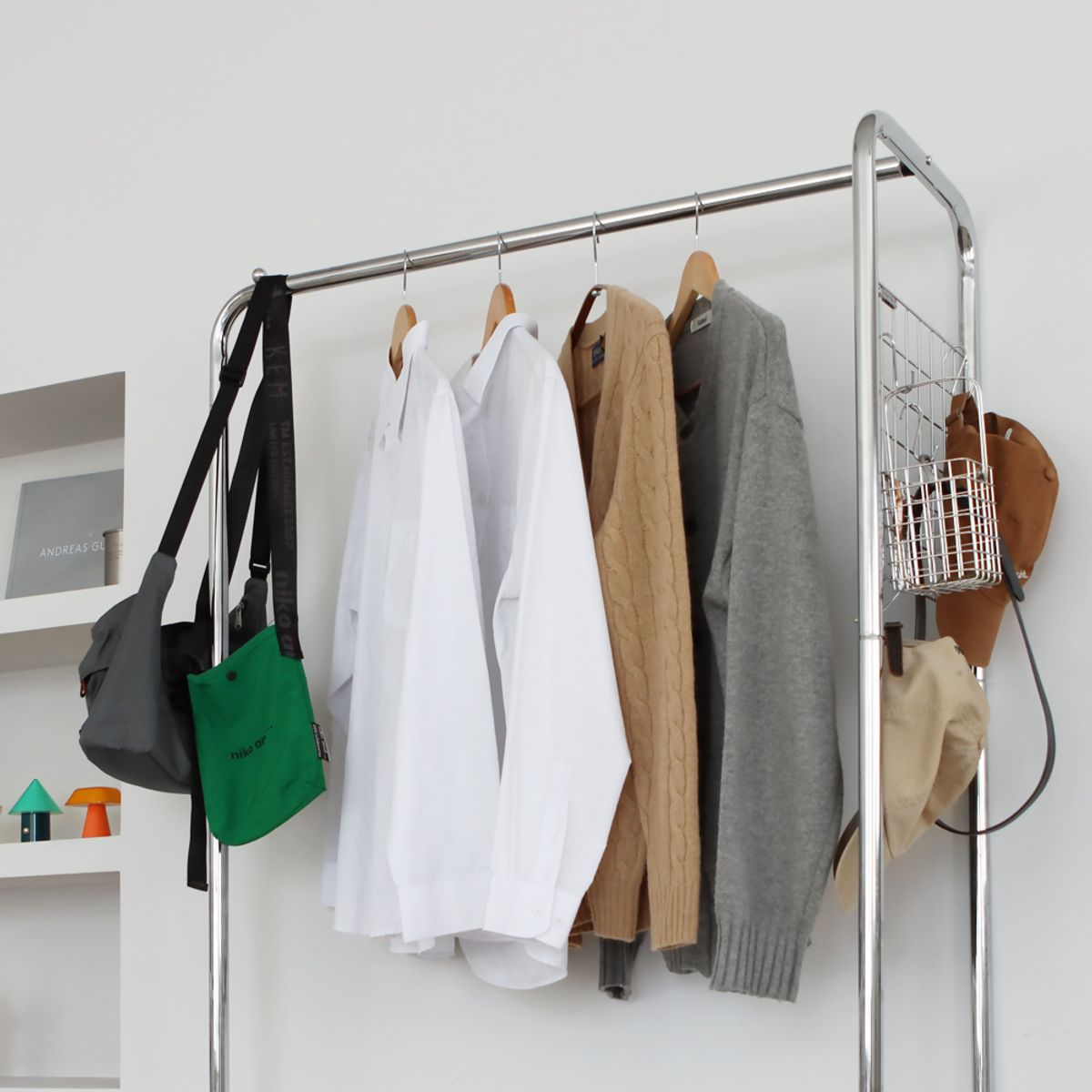 하우스플랜(HOUSEPLAN) 하우스플랜온 미드센추리 트롤리 행거 2sizes