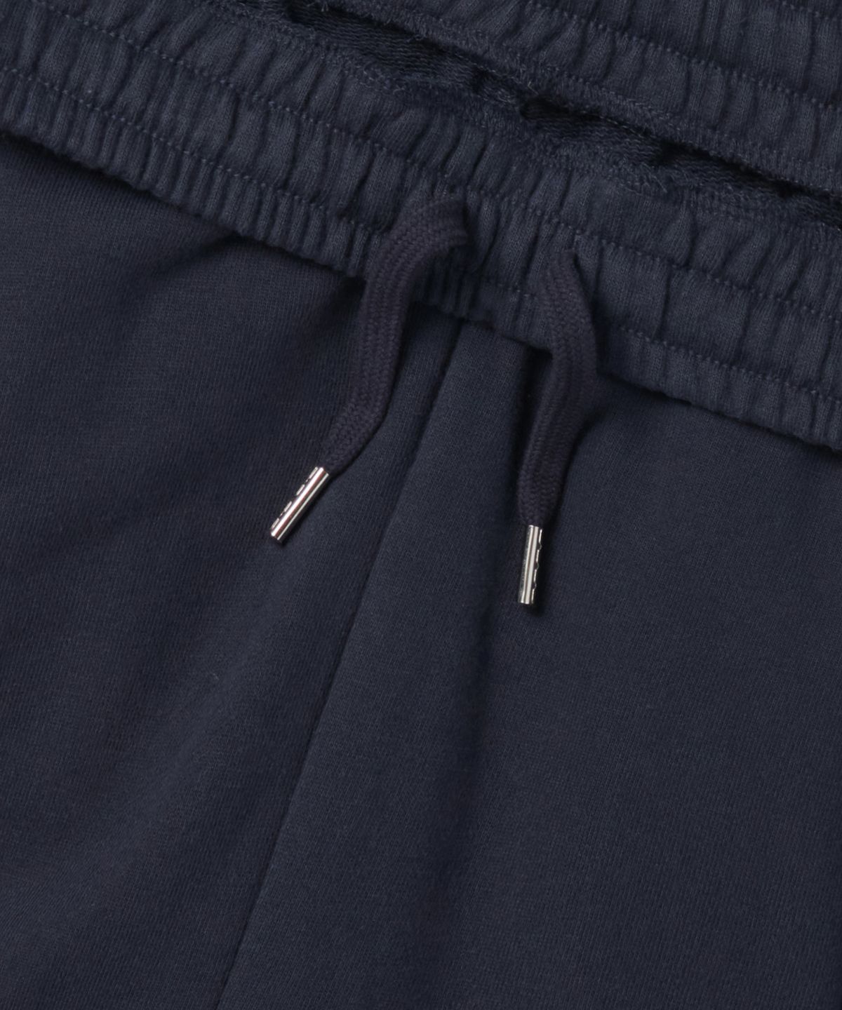 무신사 스탠다드(MUSINSA STANDARD) 원 턱 카고 버뮤다 스웨트 팬츠 [네이비]