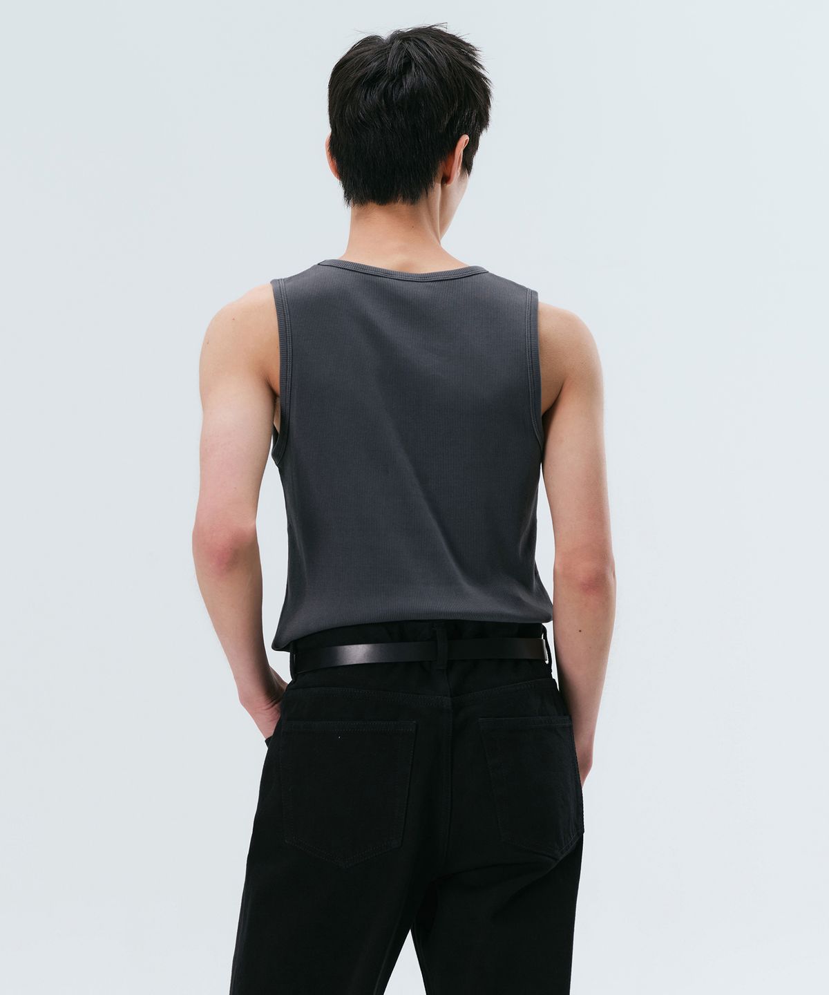 무신사 스탠다드(MUSINSA STANDARD) 피그먼트 탱크 탑 [다크 그레이]
