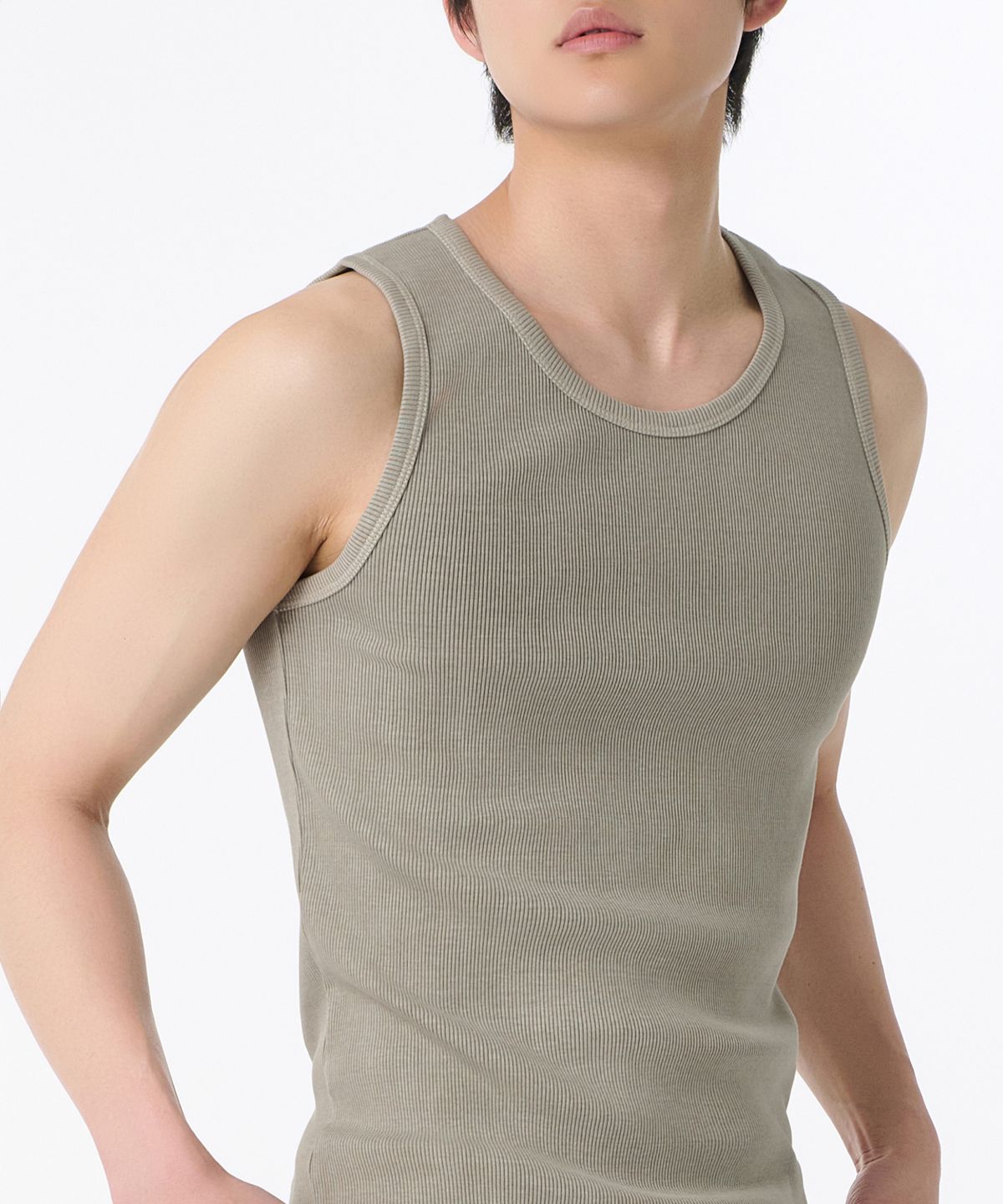 무신사 스탠다드(MUSINSA STANDARD) 피그먼트 탱크 탑 [피스타치오]