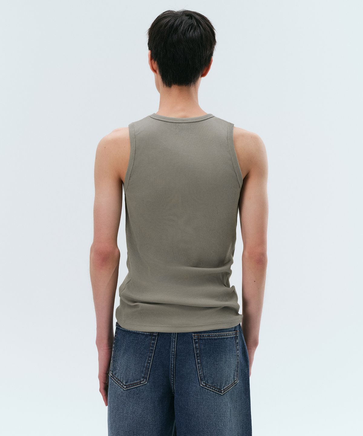 무신사 스탠다드(MUSINSA STANDARD) 에센셜 탱크 탑 [더스티 카키]