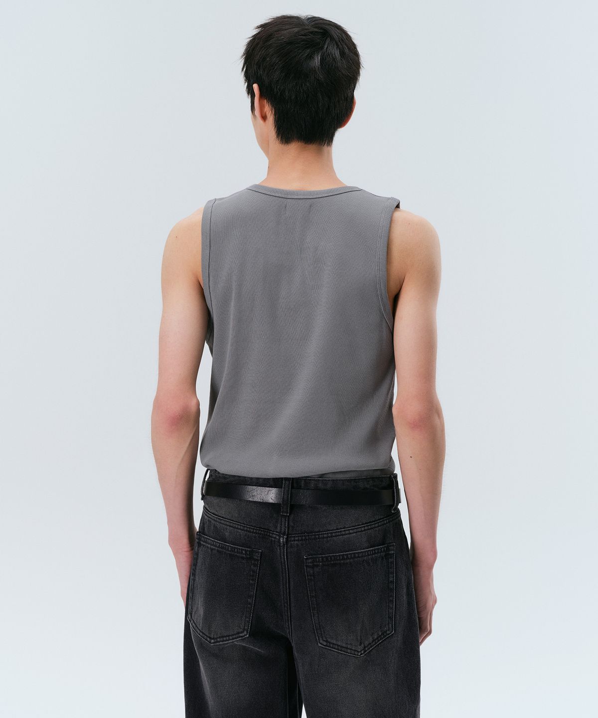 무신사 스탠다드(MUSINSA STANDARD) 에센셜 탱크 탑 [그레이]