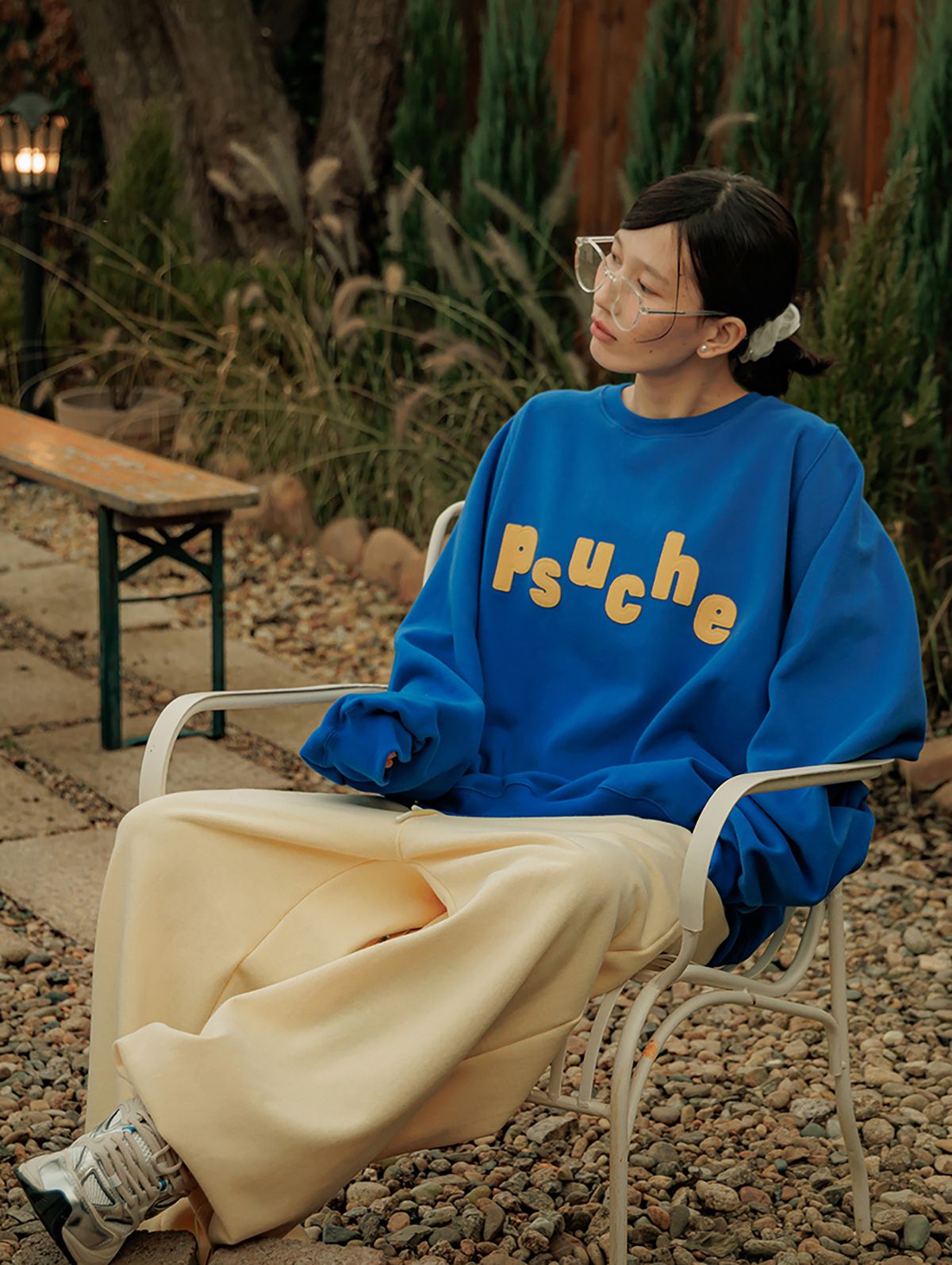 프쉬케(PSUCHE) LOGO OVERFIT SWEATSHIRT_SEA BLUE