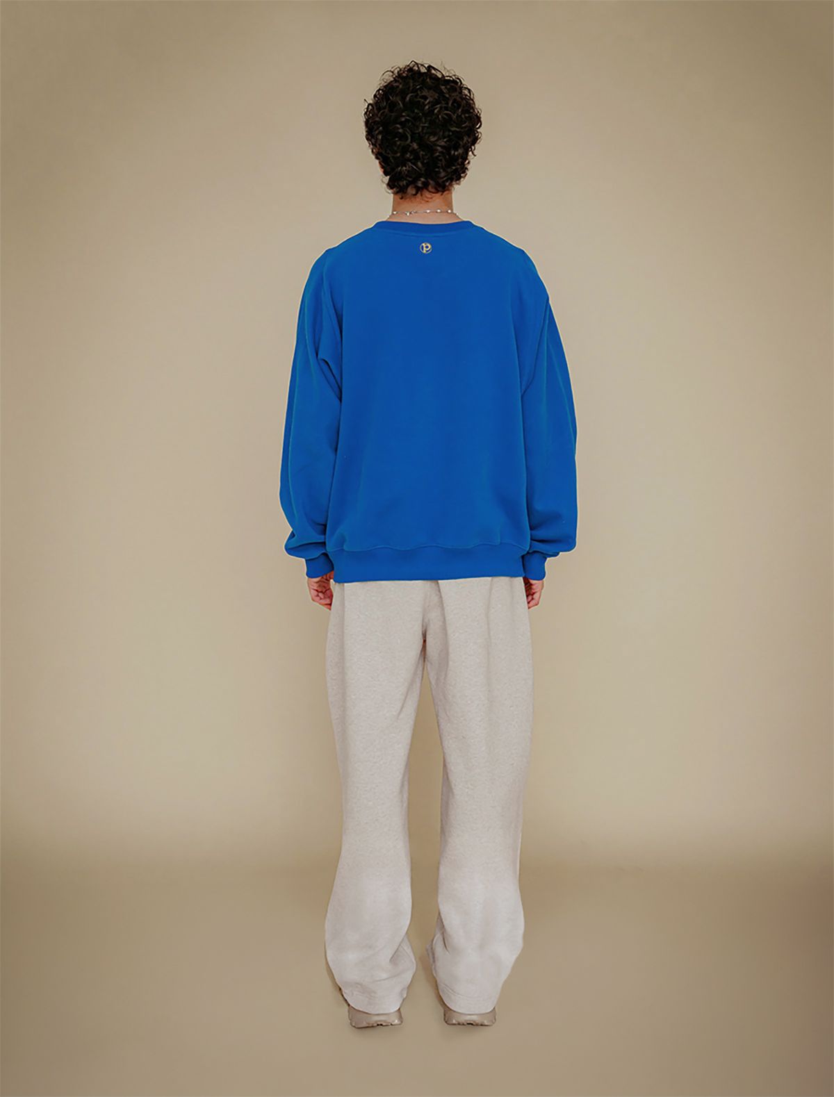 프쉬케(PSUCHE) LOGO OVERFIT SWEATSHIRT_SEA BLUE