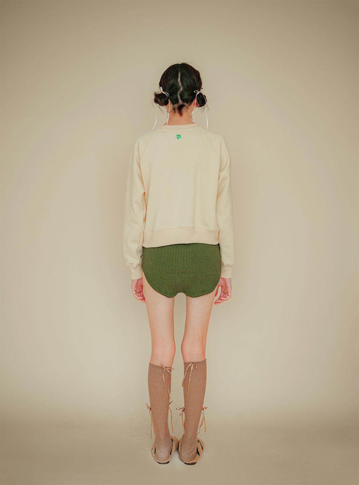 프쉬케(PSUCHE) LOGO CROPPED SWEATSHIRT_BUTTER YELLOW