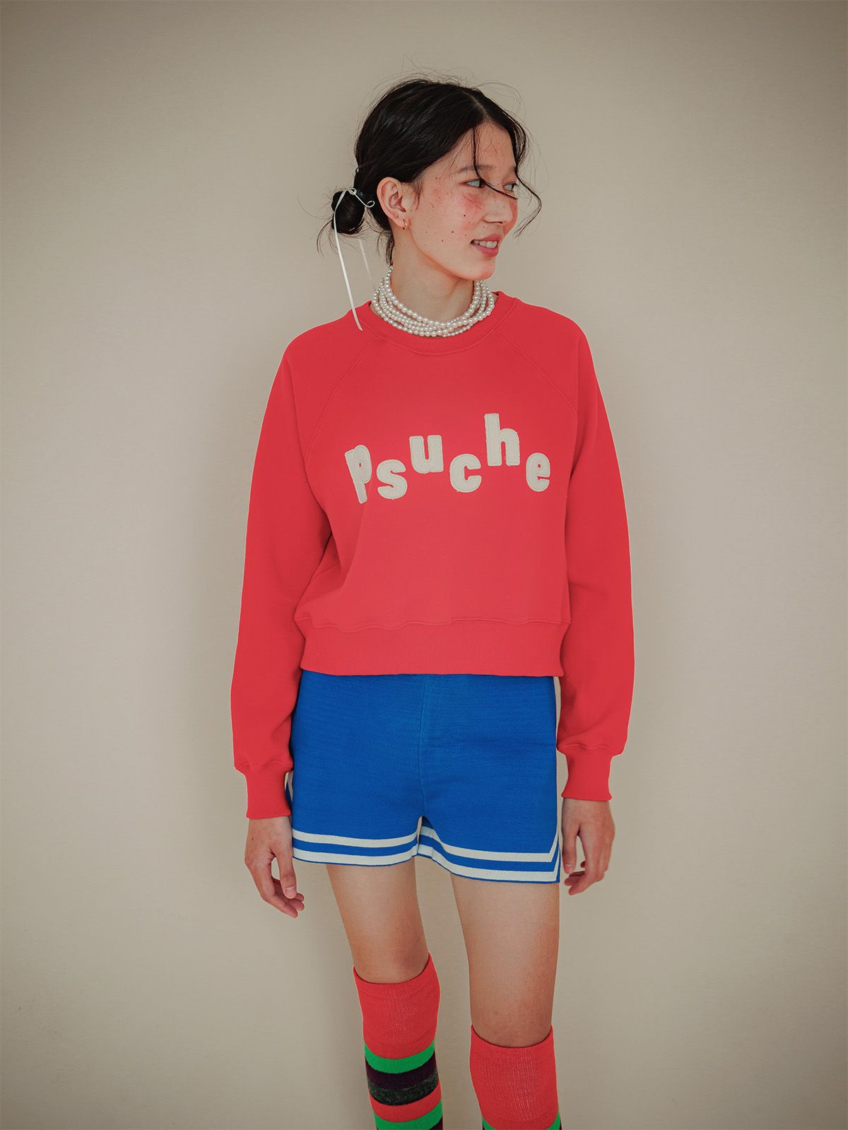 프쉬케(PSUCHE) LOGO CROPPED SWEATSHIRT_PURE RED