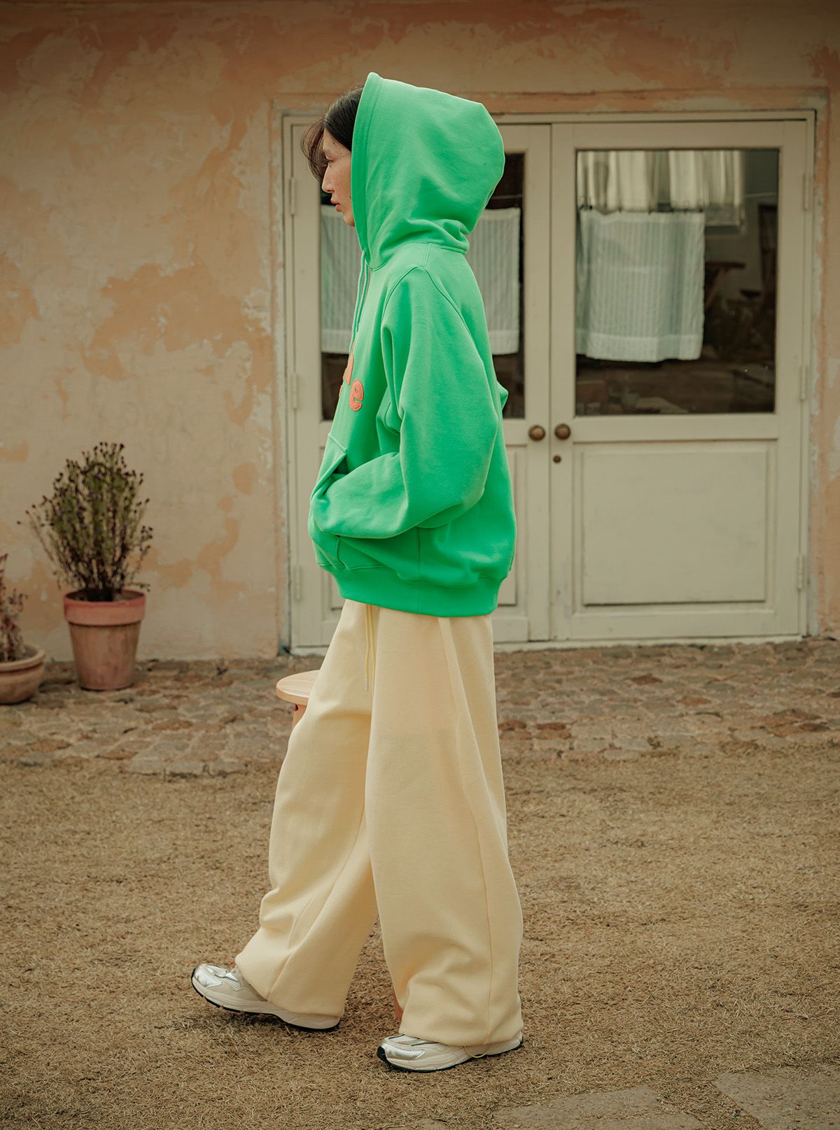 프쉬케(PSUCHE) 2WAY OVERFIT SWEATPANTS_BUTTER YELLOW