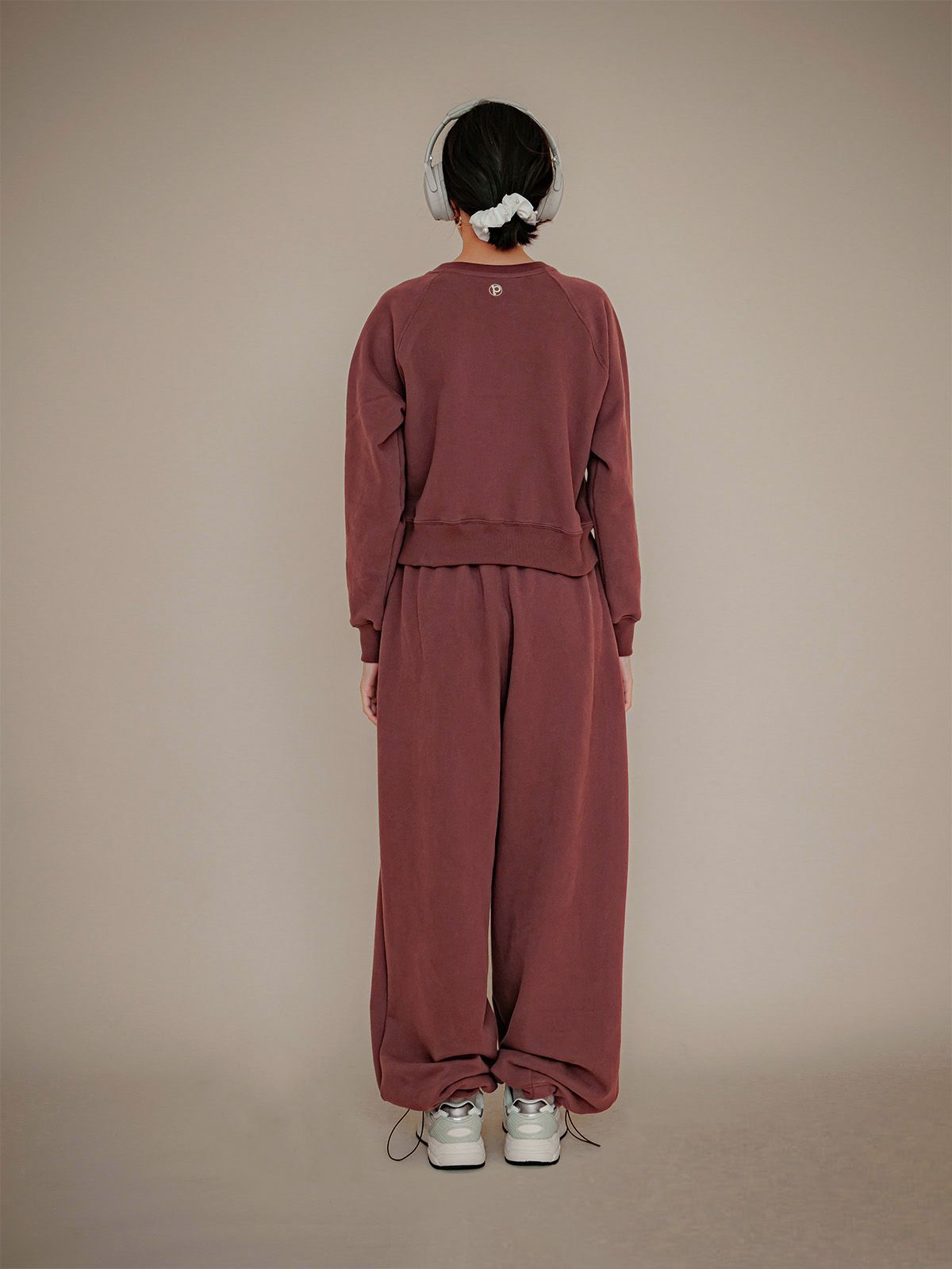 프쉬케(PSUCHE) 2WAY OVERFIT SWEATPANTS_BURGUNDY BROWN