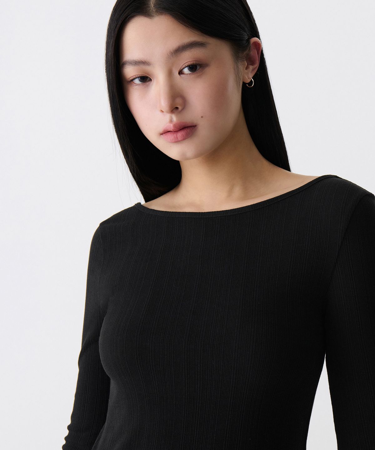 무신사 스탠다드 우먼(MUSINSA STANDARD WOMAN) 우먼즈 오픈 백 저지 미니 드레스 [블랙]
