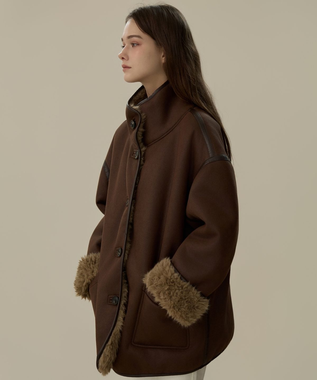 엘리오티(ELLIOTI) Mouton Fur Reversible Half Coat_2Color