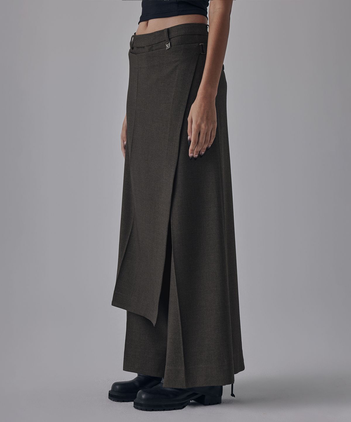 트리밍버드(TREEMINGBIRD) Side Buckle Wrap Skirt Pants [ Brown ]