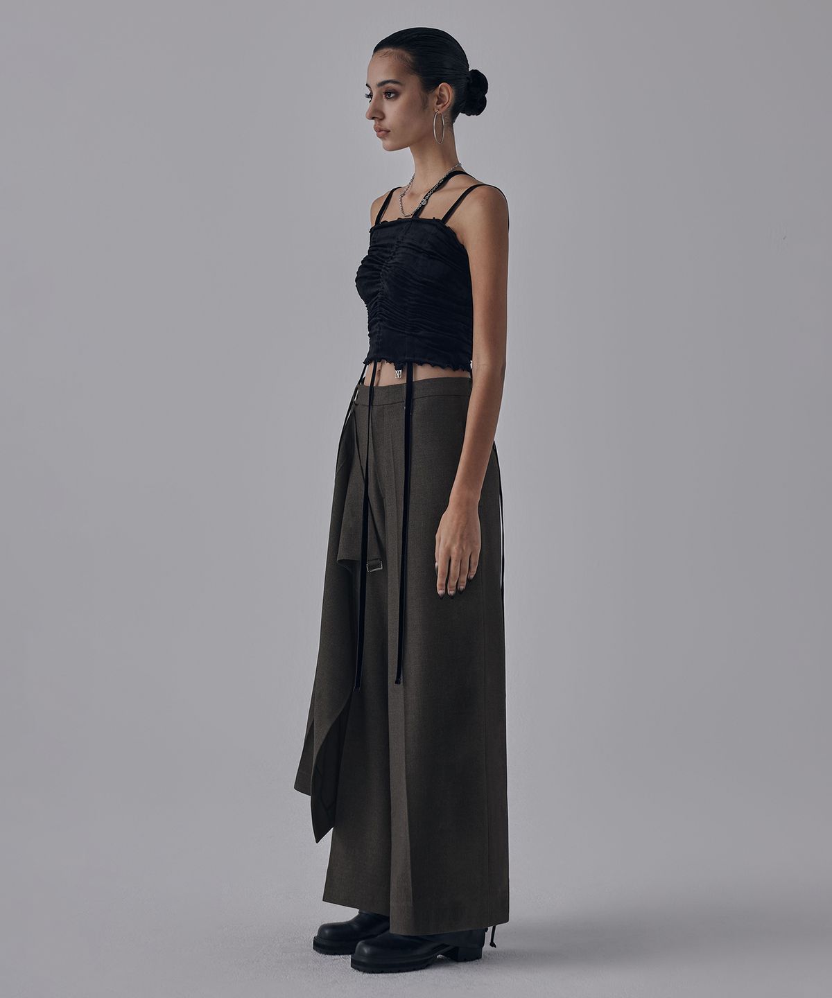 트리밍버드(TREEMINGBIRD) Velvet String Shirring Layered Top [ Black ]