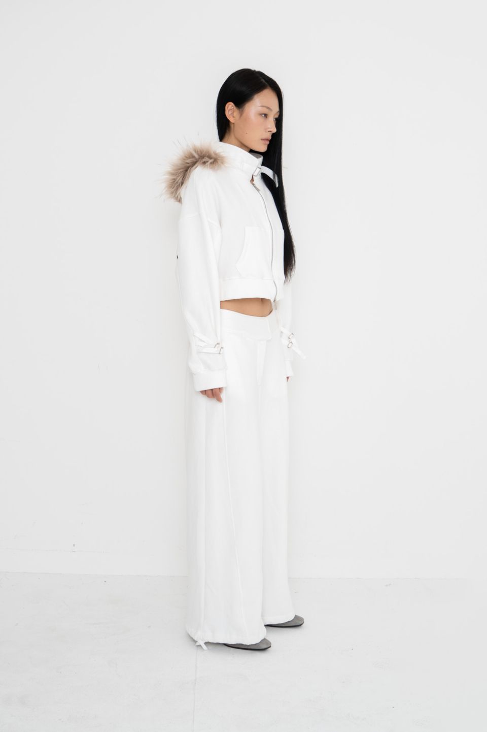 MUSINSA公式 | 2000ARCHIVES LUXURY IS A DREAM HOODIE ZIP UP (IVORY)