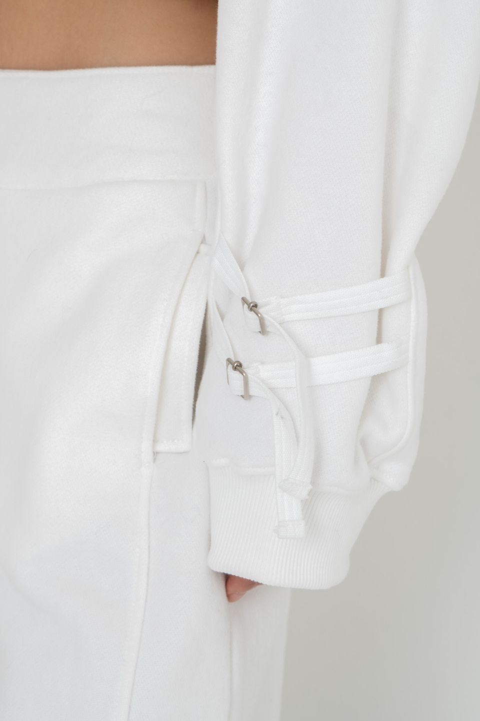 MUSINSA | 2000ARCHIVES LUXURY IS A DREAM HOODIE ZIP UP (IVORY)