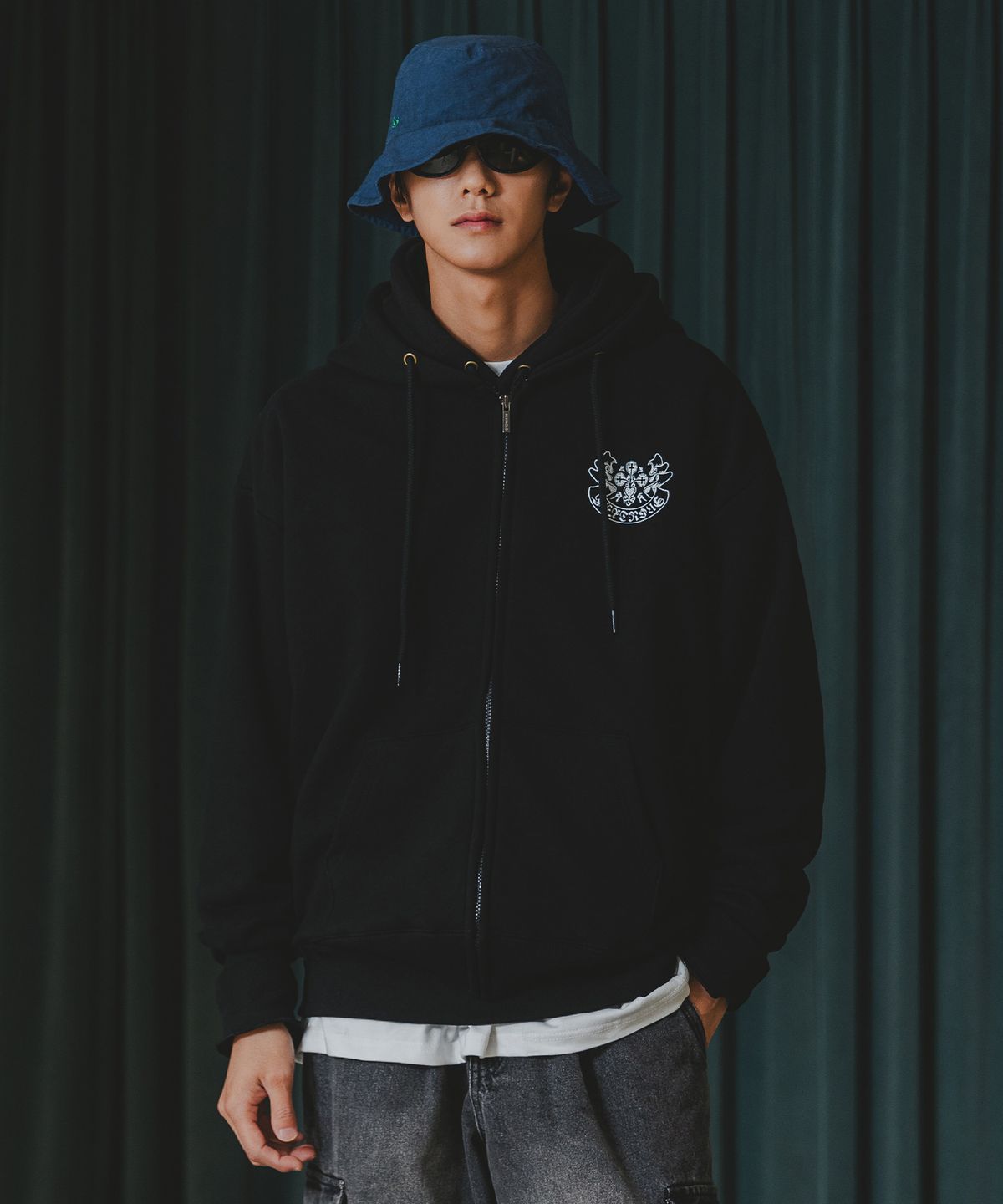 앨빈클로(ALVINCLO) 크로스 오버핏 후드집업 AZH886 (2 COLOR)