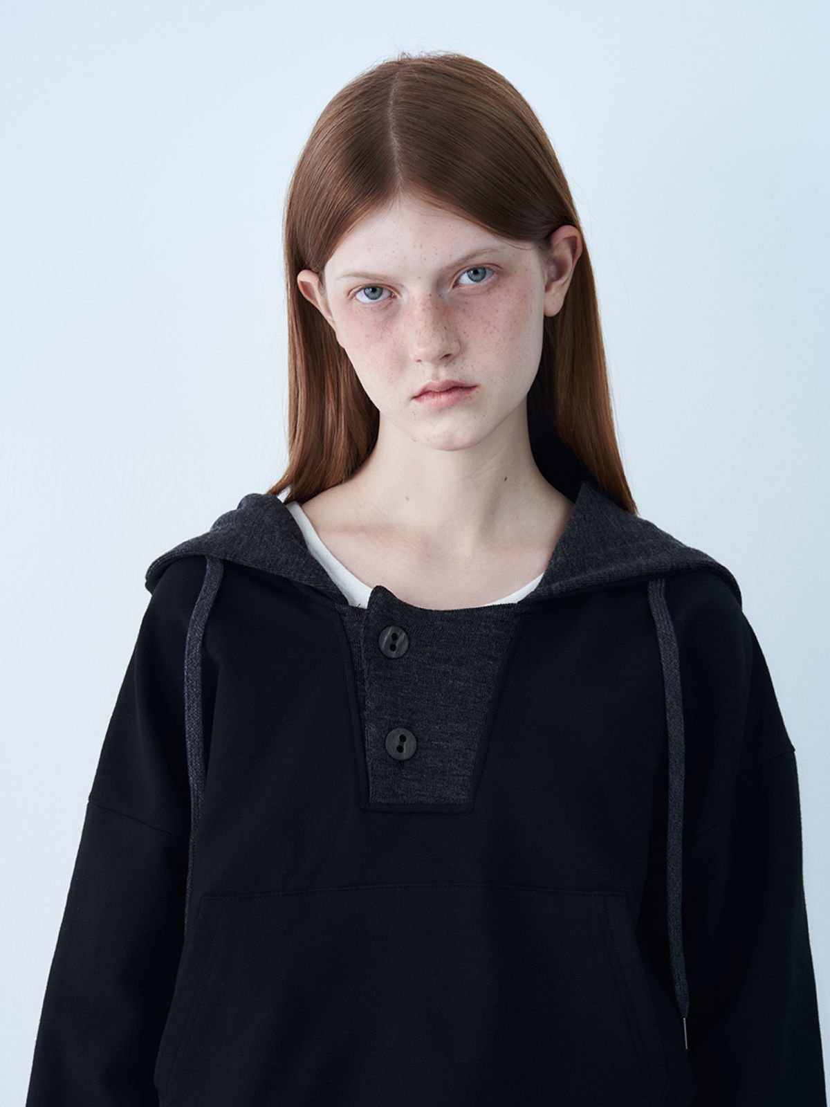 쎄쎄쎄(SETSETSET) DEN THICK HOODIE (BLACK)