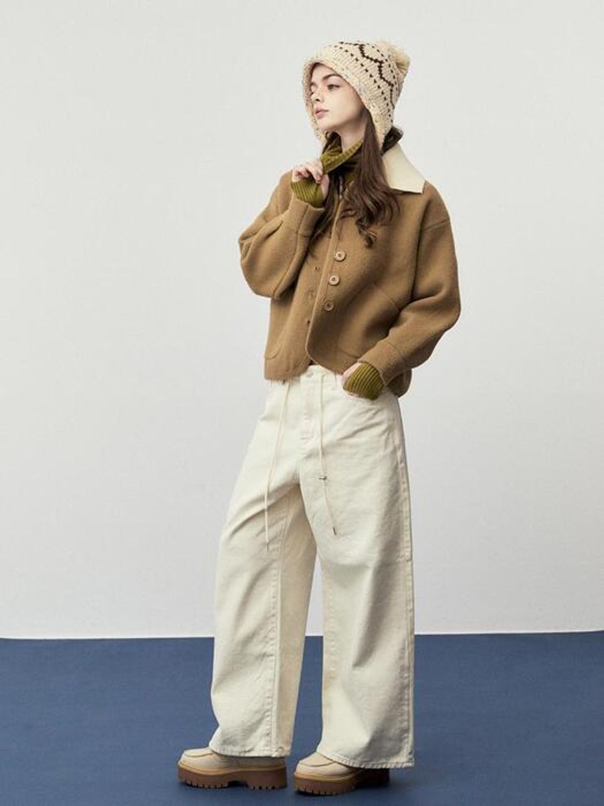 쿨키튼(KOOLKITTEN) Knitted Collar Cropped Jacket (CAMEL)