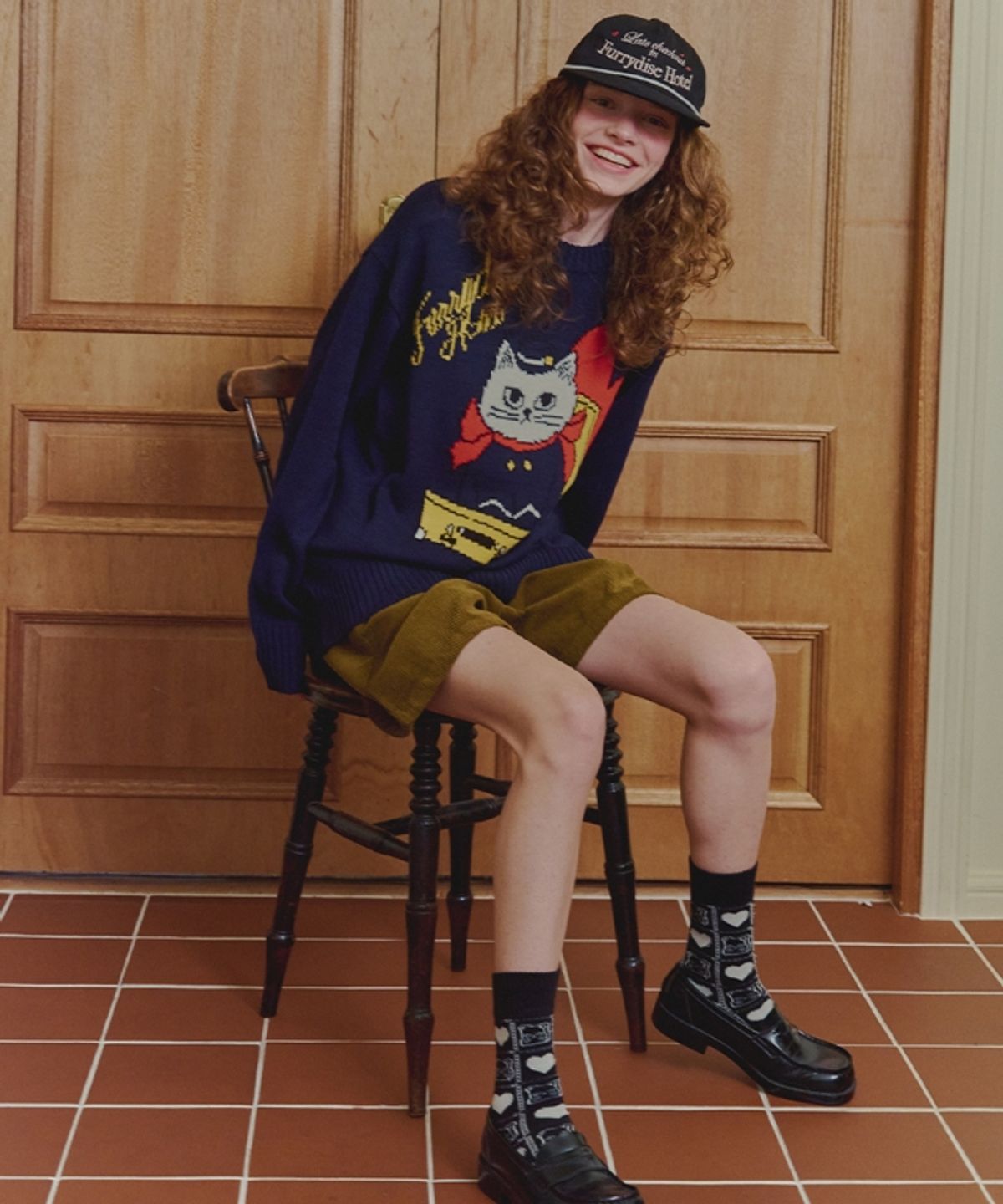 론론(RONRON) LATE CHECK-OUT LETTERING BALL CAP BLACK