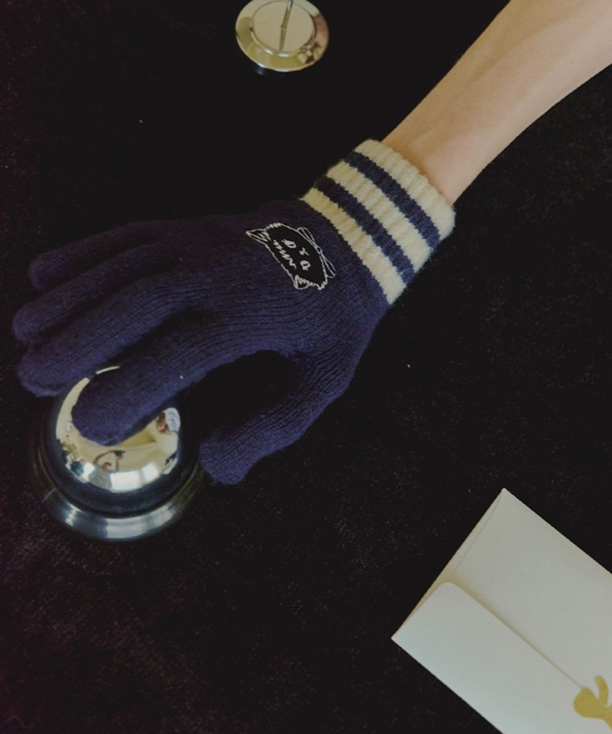 론론(RONRON) FURRYDISE GLOVES NAVY