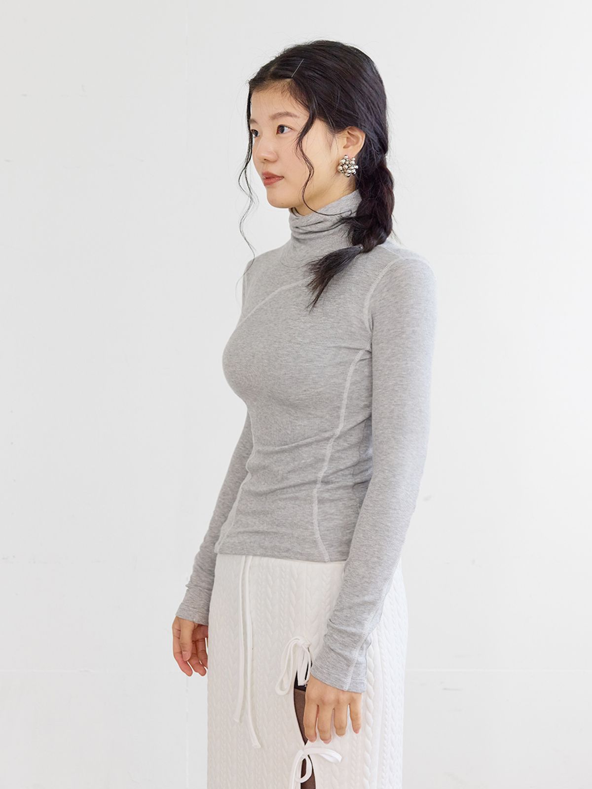 콜로신스(COLOCYNTH) Natural Stalk Turtleneck Light Gray