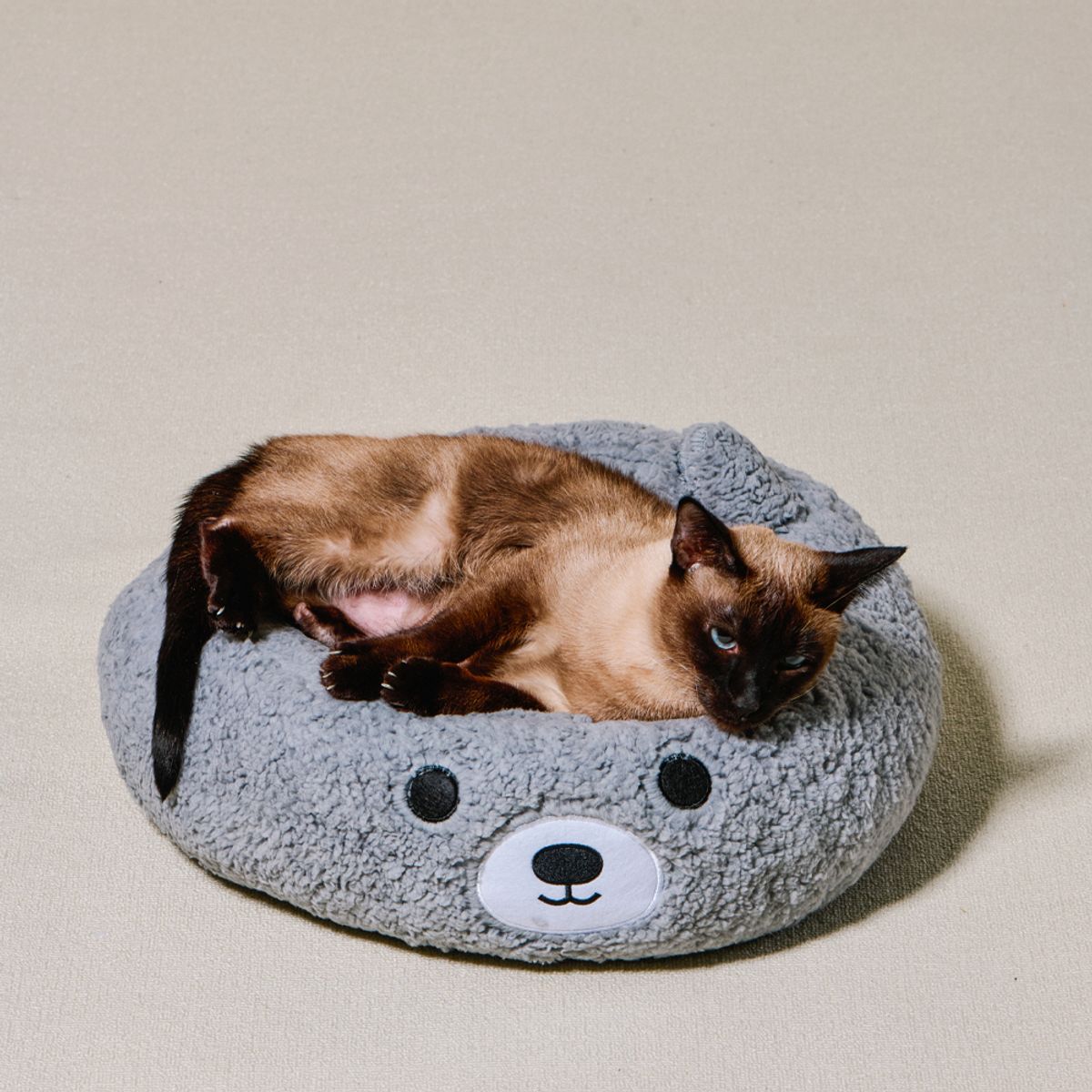 개과천선(GAEKWACHEONSUN) 버블곰 원방석 고양이 방석