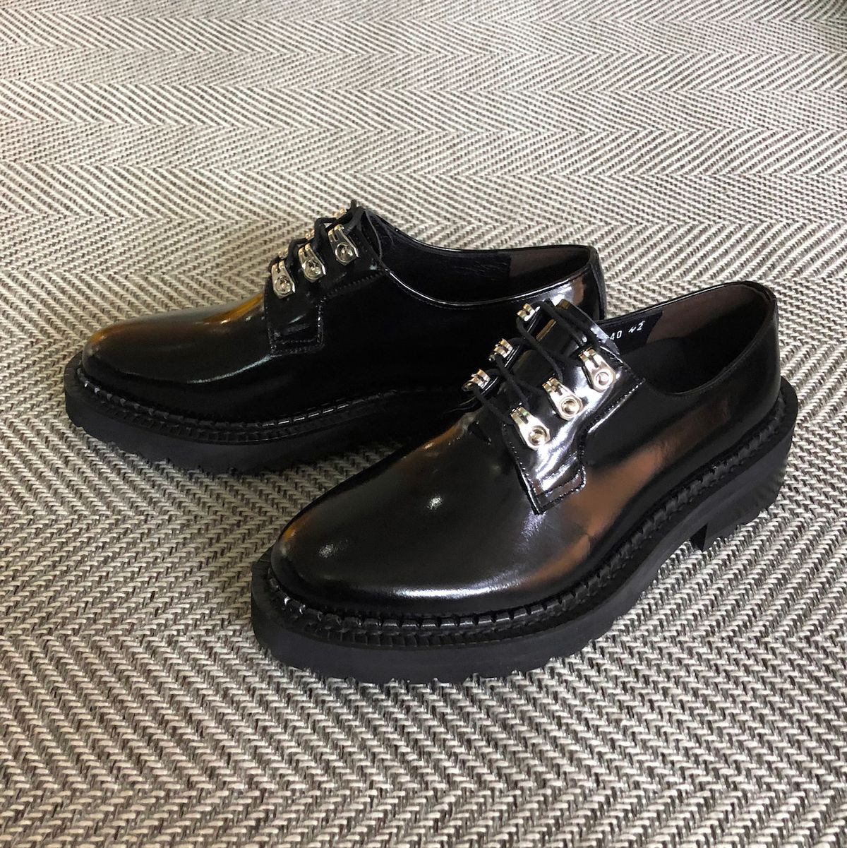 조앤슈(JOENSHOE) 3버클 워커 옥스퍼드 블랙복스