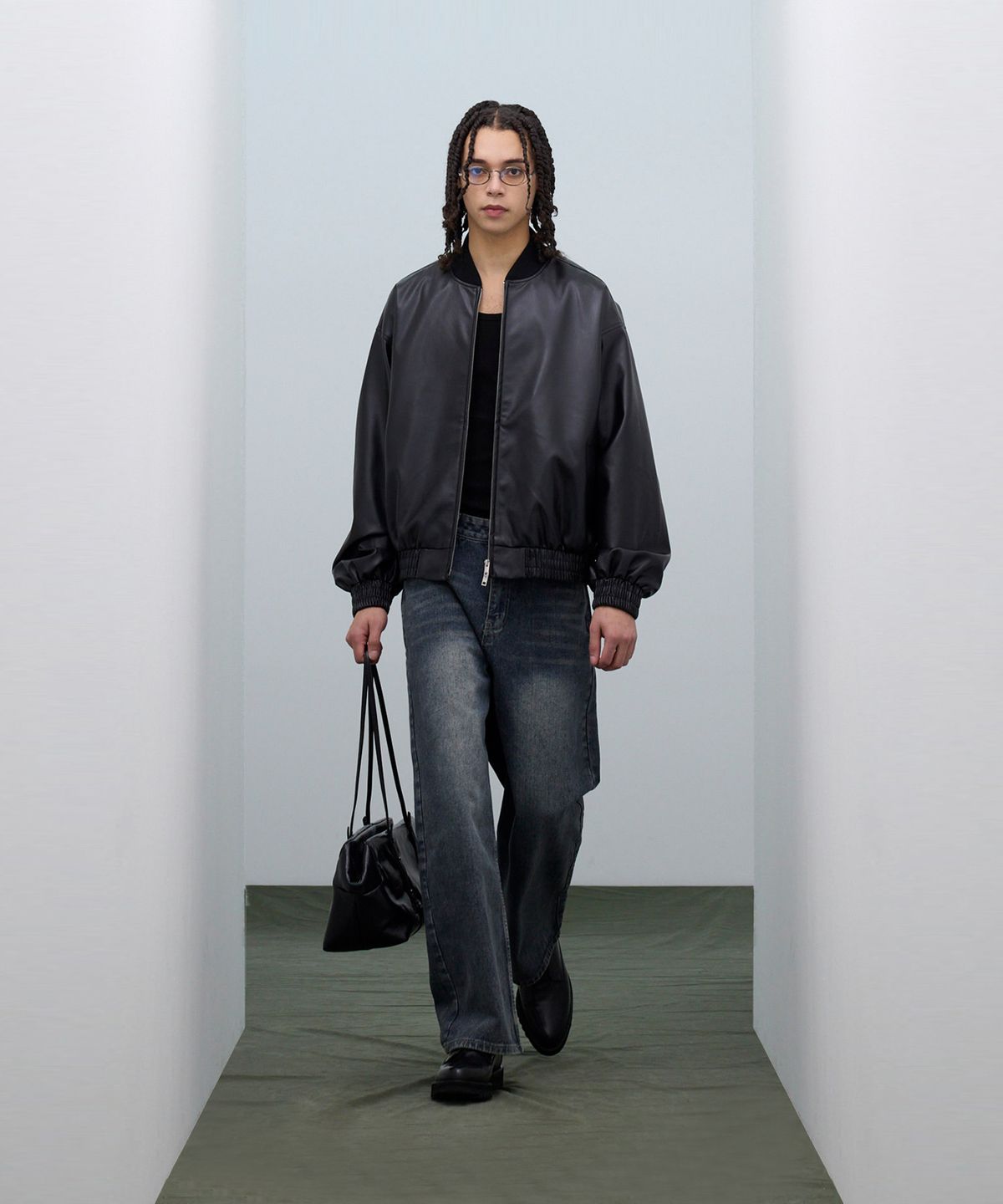 스탠다드에러(STANDARDERROR) 87-STAN060 미니멀 투웨이 레더 블루종 자켓 블랙
