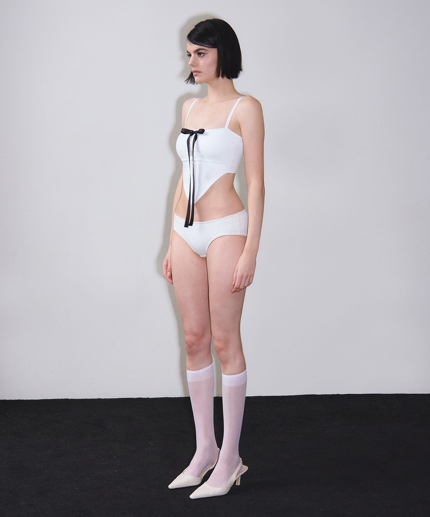 ★送料・関税込★VINAJ★Front Ribbon Cone Tube-Top Bikini Bra ☆送料・関税込☆VINAJ☆Front Ribbon Cone Tube-Top Bikini Bra