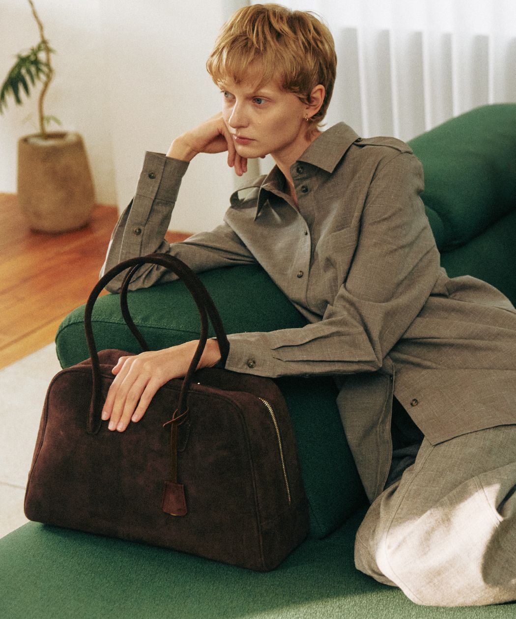 MUSINSA | KOMOREBI MUSEUM B01-L-5 Cow Leather Bowling Bag