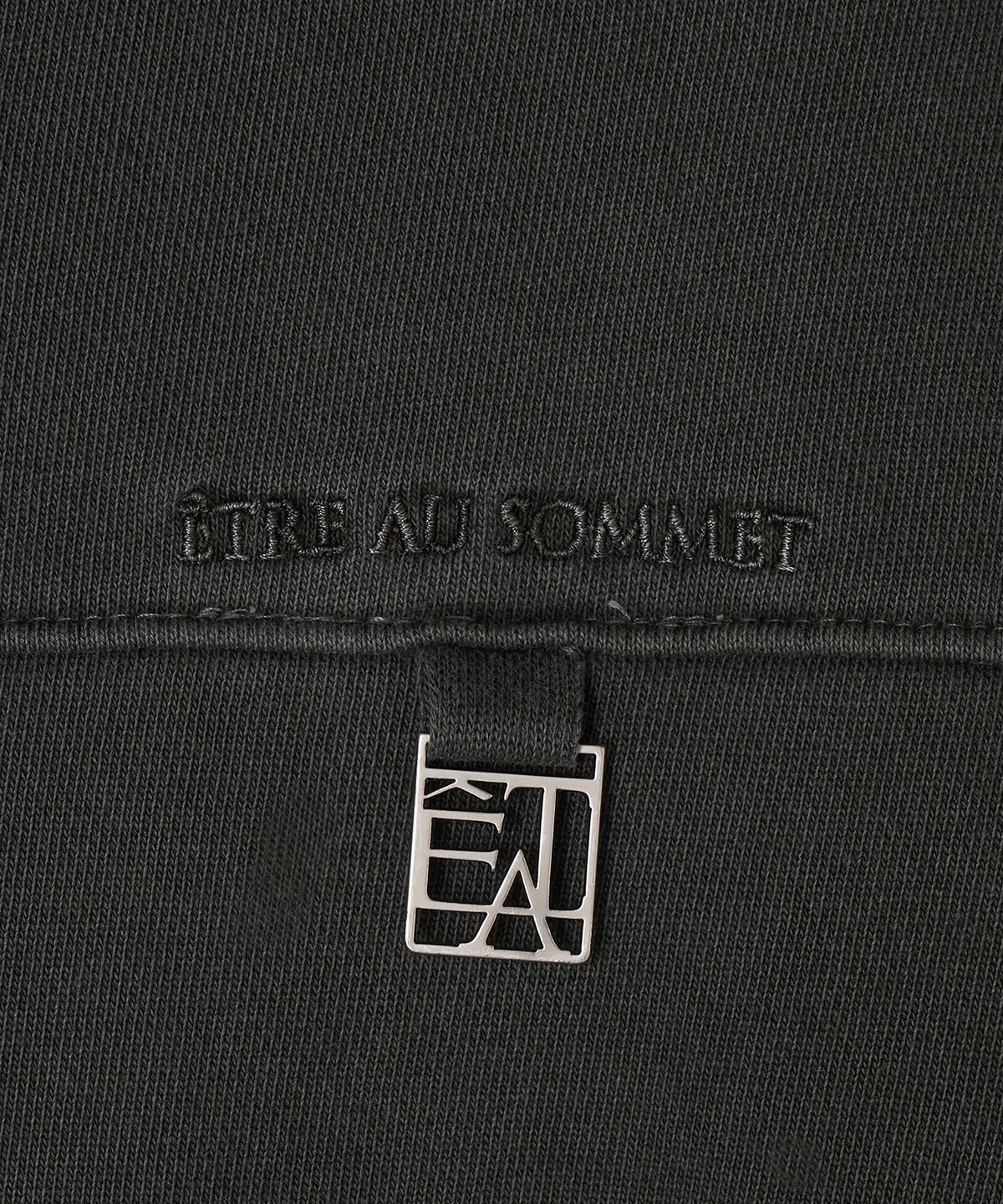 에트오소메(ETRE AU SOMMET) 소프트 헤비 엔젤 워싱 크롭 후드집업 (차콜)