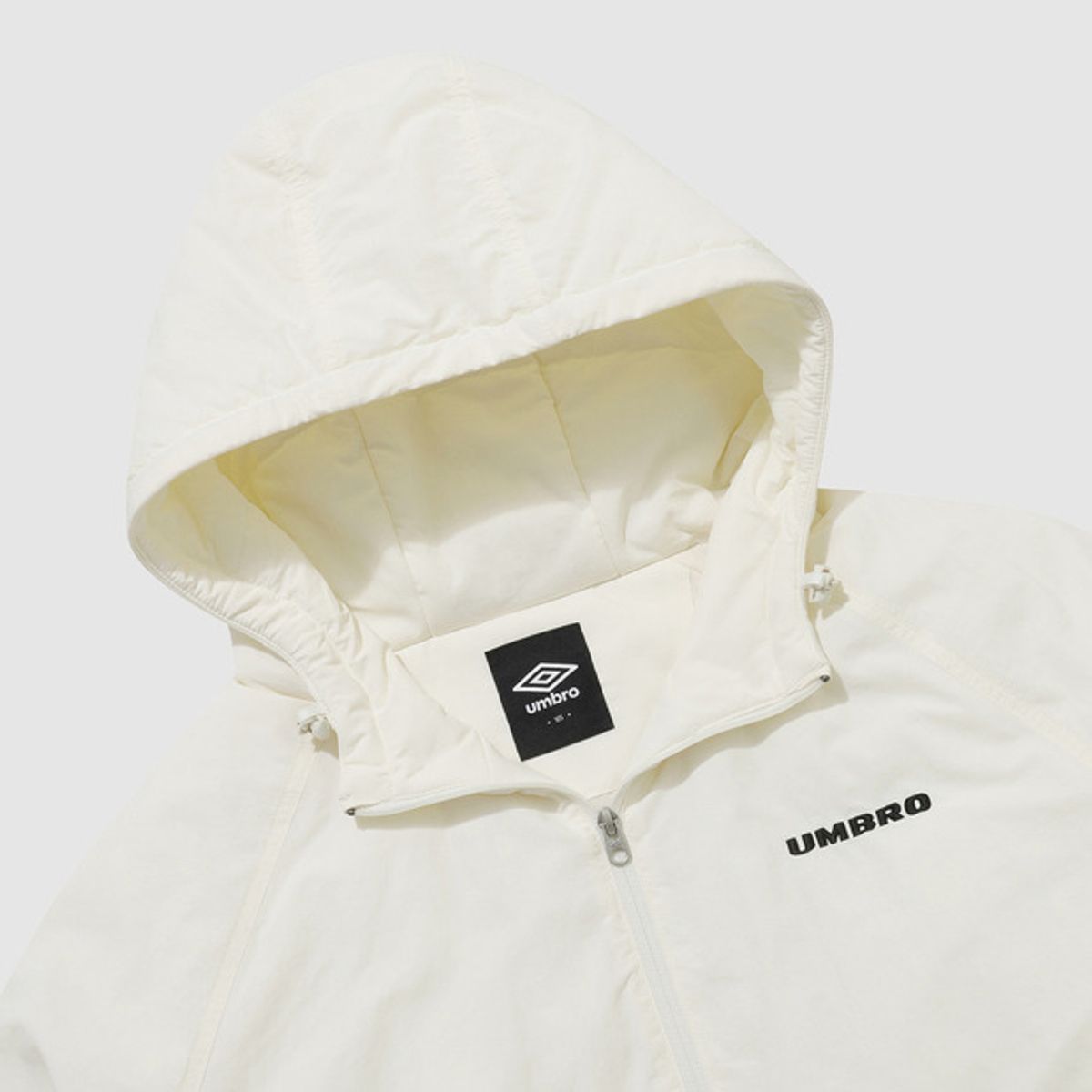 엄브로(UMBRO) 에센셜 플러스 후드형 패딩 자켓 아이보리(UQ123CPJ16)