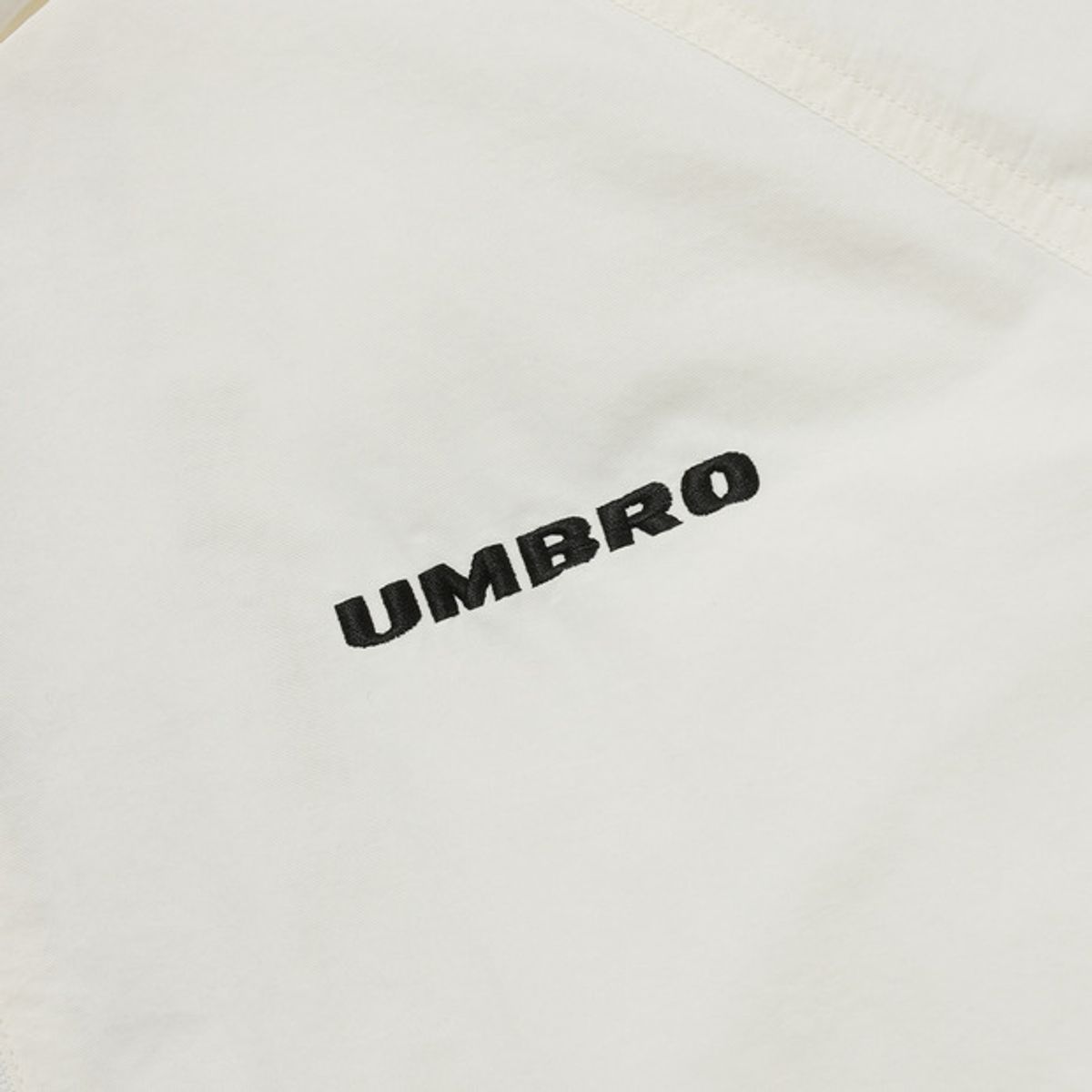 엄브로(UMBRO) 에센셜 플러스 후드형 패딩 자켓 아이보리(UQ123CPJ16)