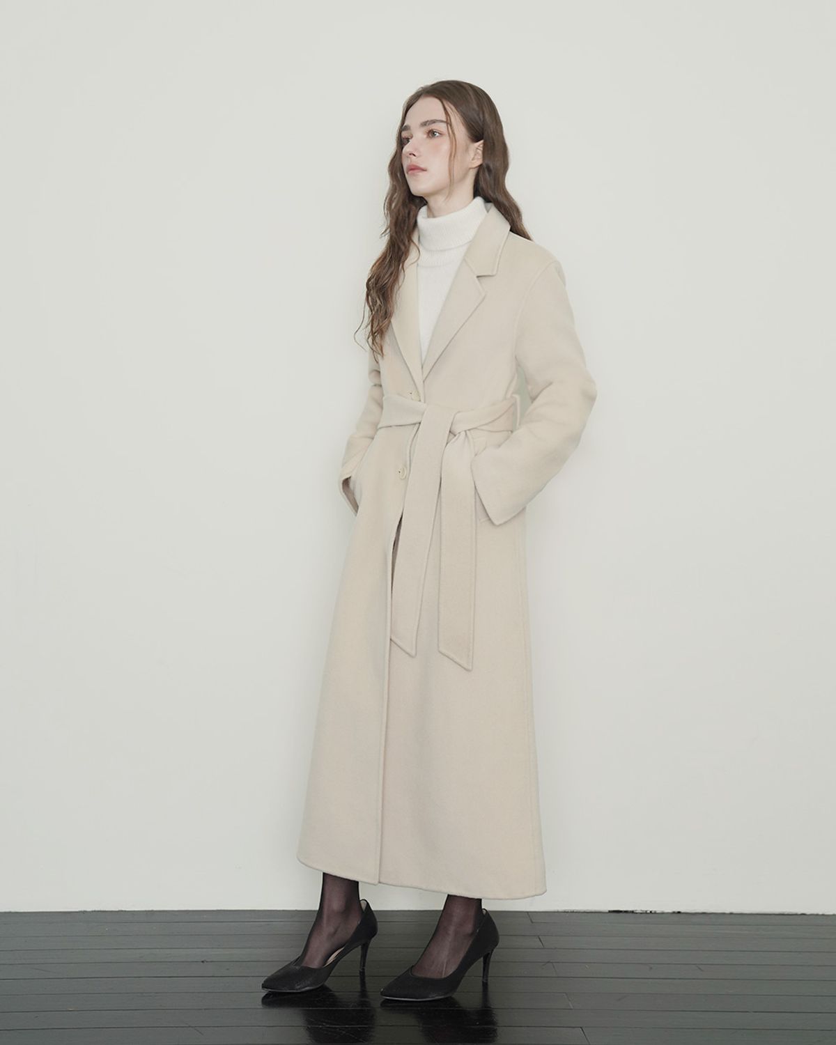 시스터후드(SISTERHOOD) 30%캐시 싱글 스탠다드 코트 - 아이보리