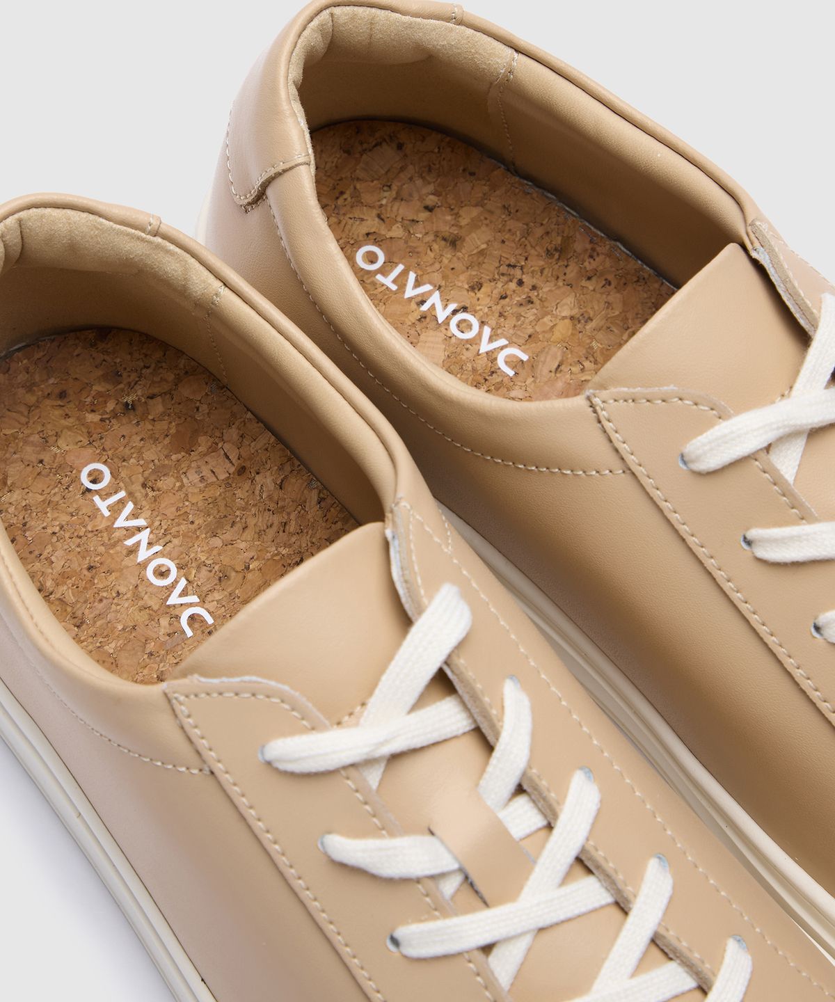 다온아토(DAONATO) Low Sneakers (Beige)