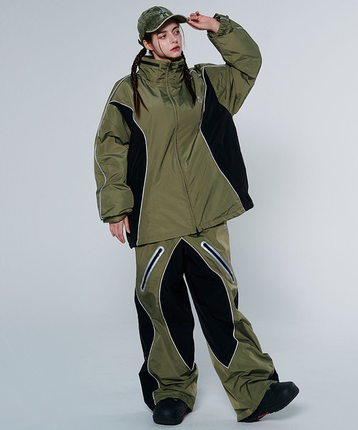 돌아우터웨어(DOLL OUTERWEAR) [DOLL X DUMDIDUM] 2425 페이드 자켓&팬츠 보드복 세트 KHAKI BLACK 남녀공용