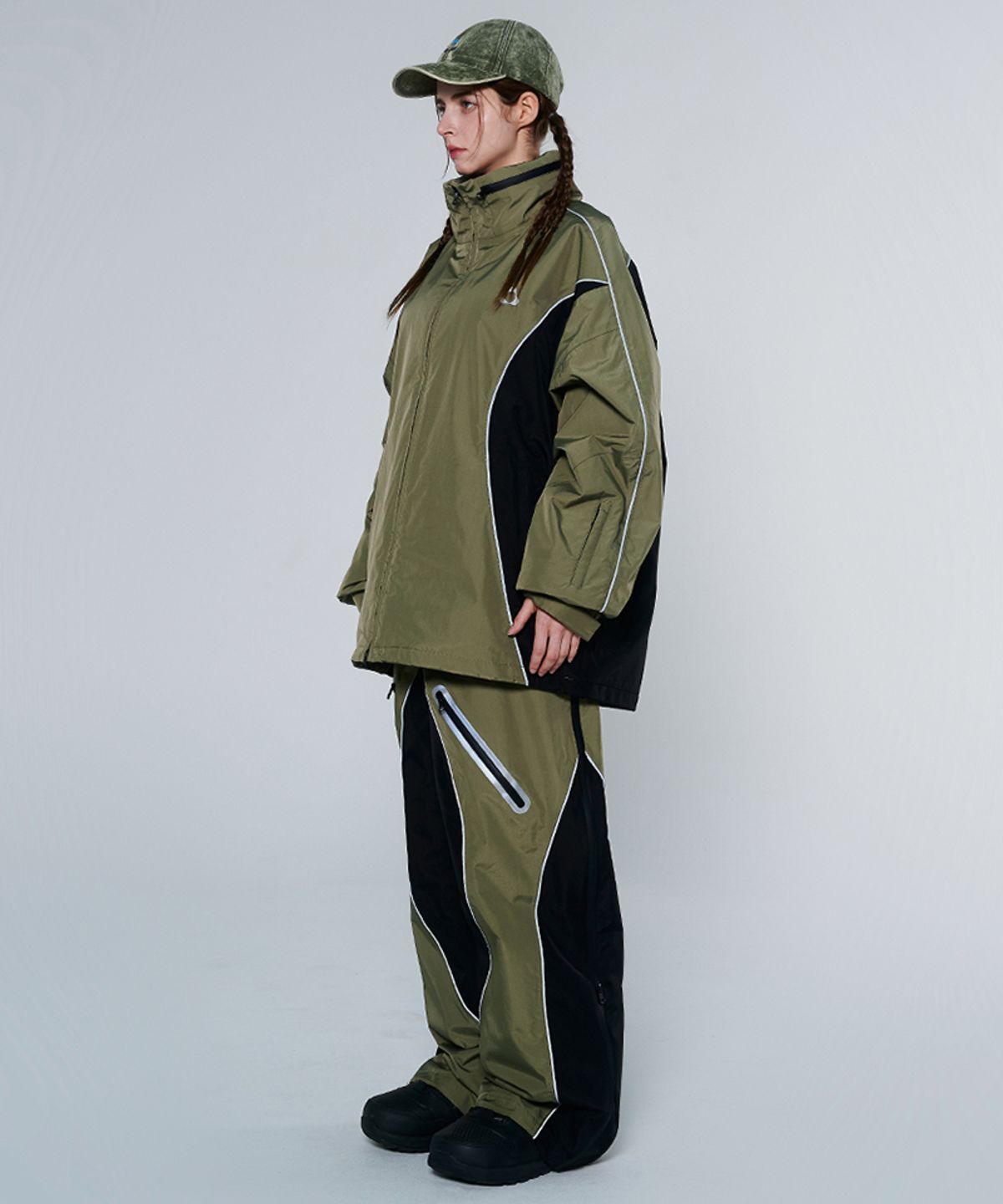 돌아우터웨어(DOLL OUTERWEAR) [DOLL X DUMDIDUM] 2425 페이드 자켓&팬츠 보드복 세트 KHAKI BLACK 남녀공용
