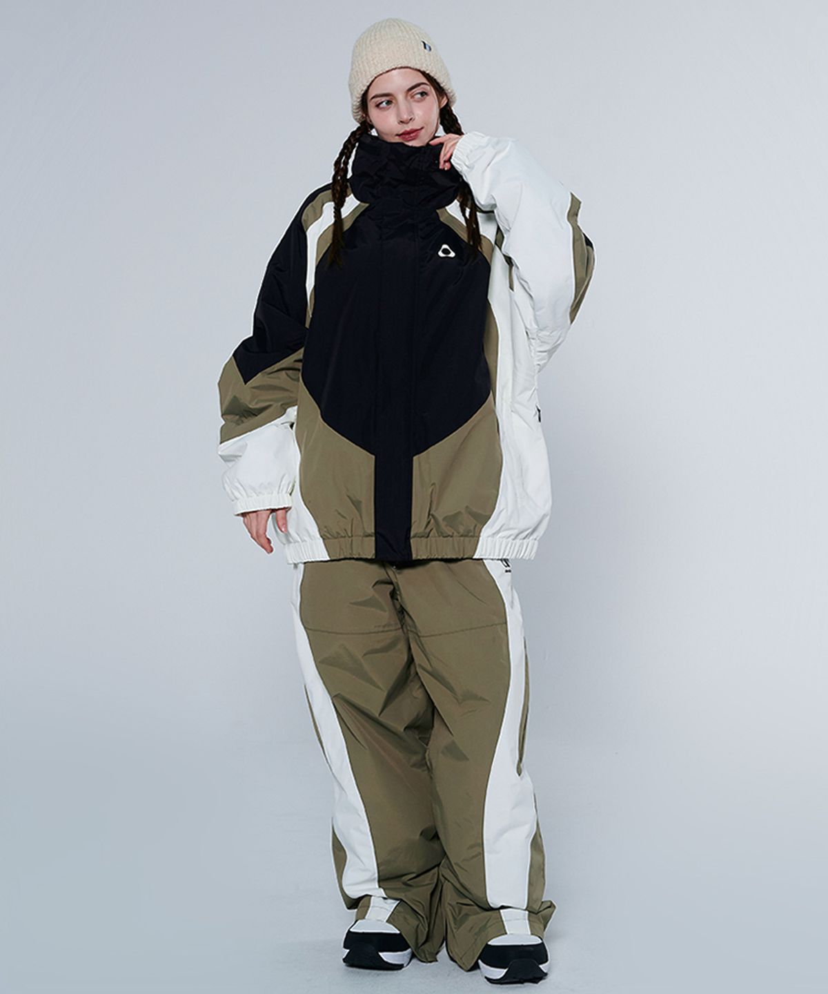 돌아우터웨어(DOLL OUTERWEAR) [DOLL X DUMDIDUM] 2425 알타 자켓&팬츠 보드복 세트 KHAKI 남녀공용