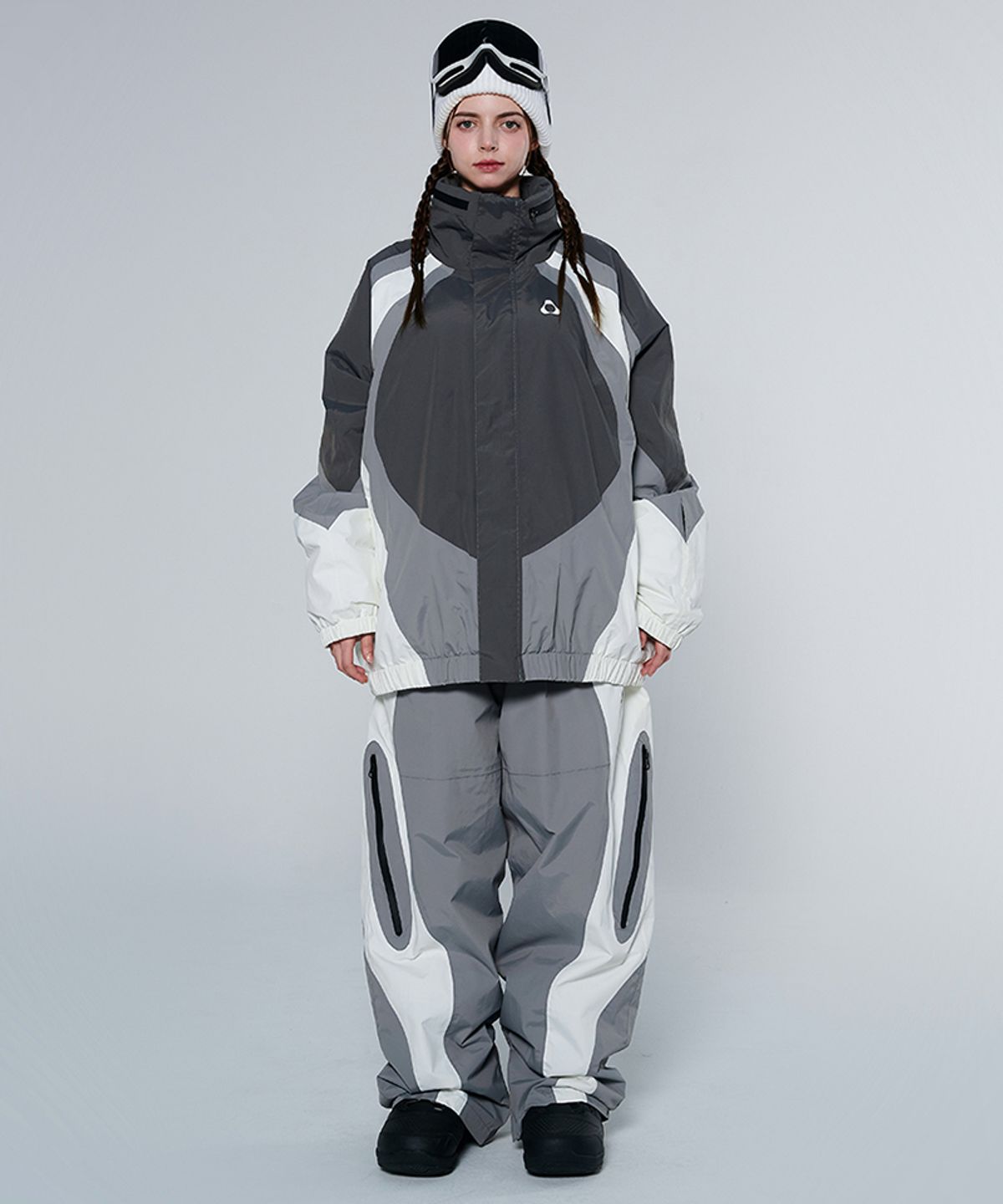 돌아우터웨어(DOLL OUTERWEAR) [DOLL X DUMDIDUM] 2425 알타 자켓&팬츠 보드복 세트 GRAY 남녀공용