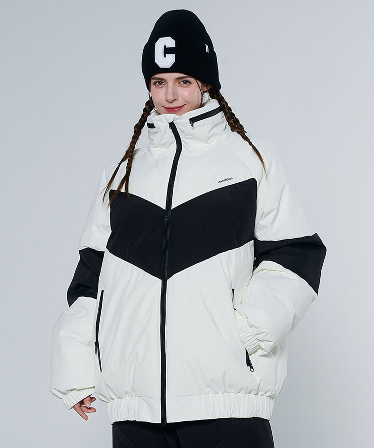 돌아우터웨어(DOLL OUTERWEAR) [DOLL X DUMDIDUM] 2425 베라 보드복 패딩 자켓 WHITE 남녀공용