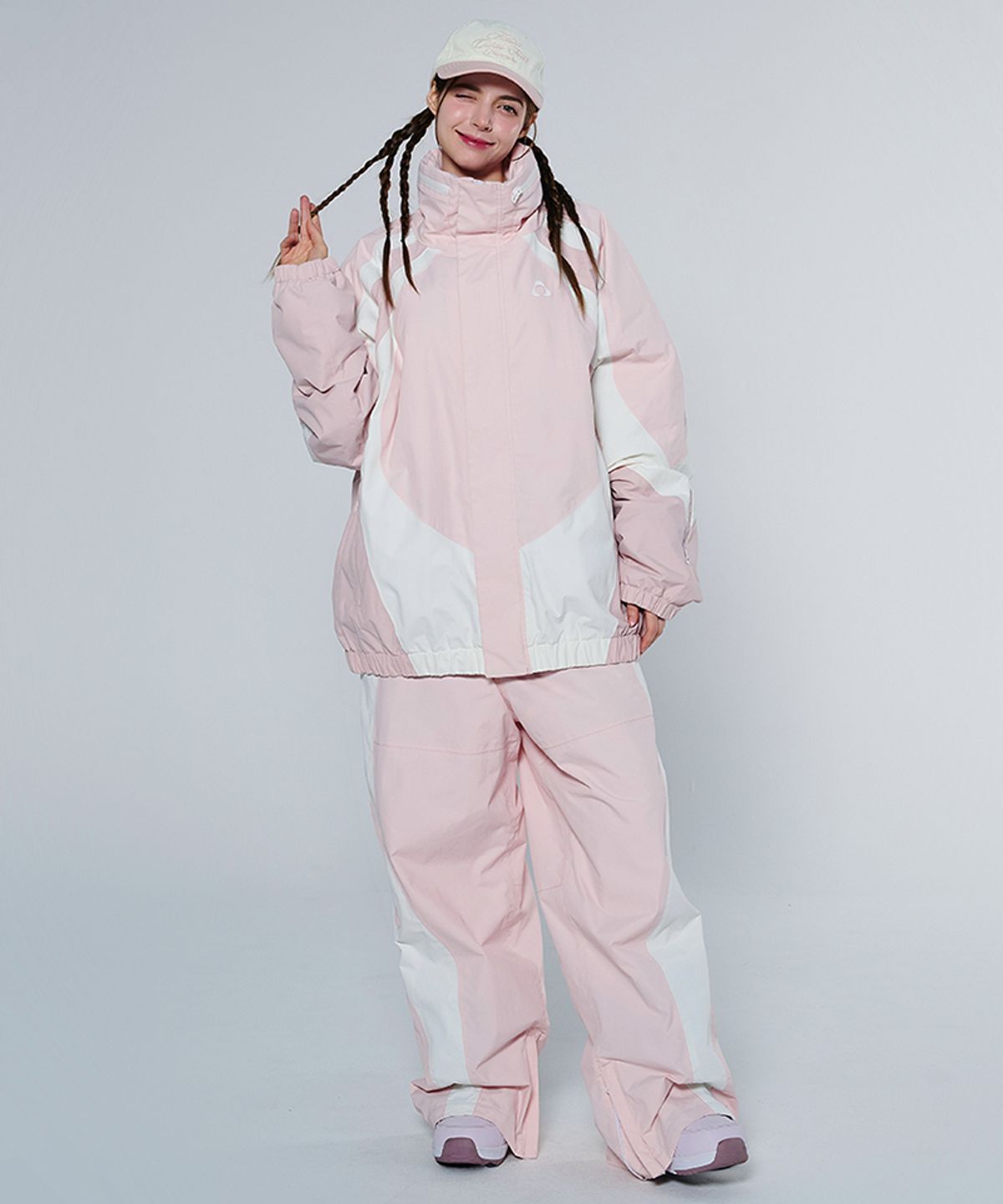 돌아우터웨어(DOLL OUTERWEAR) [DOLL X DUMDIDUM] 2425 알타 자켓&팬츠 보드복 세트 PINK 남녀공용