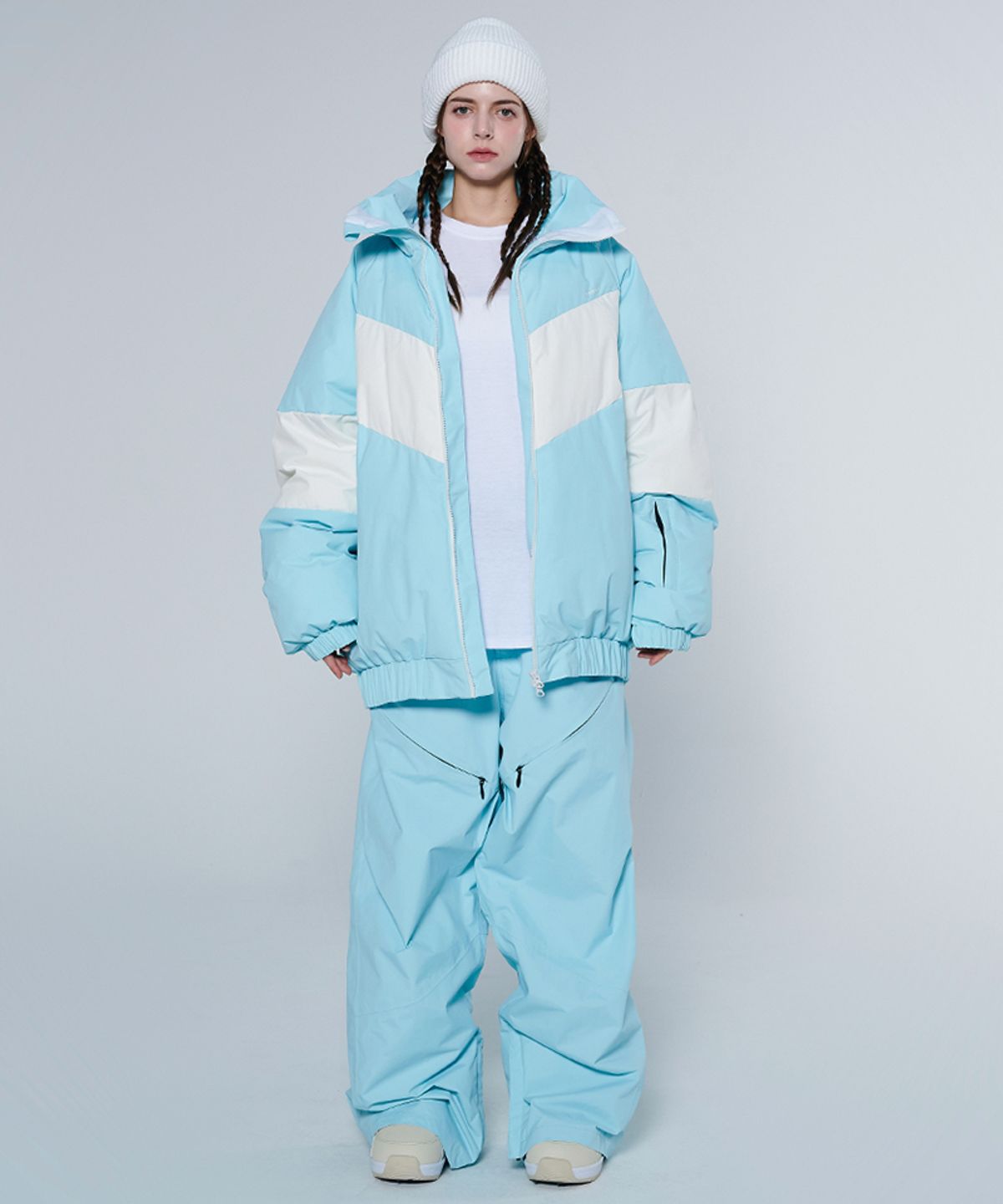 돌아우터웨어(DOLL OUTERWEAR) [DOLL X DUMDIDUM] 2425 베라 보드복 패딩 자켓 SKY BLUE 남녀공용